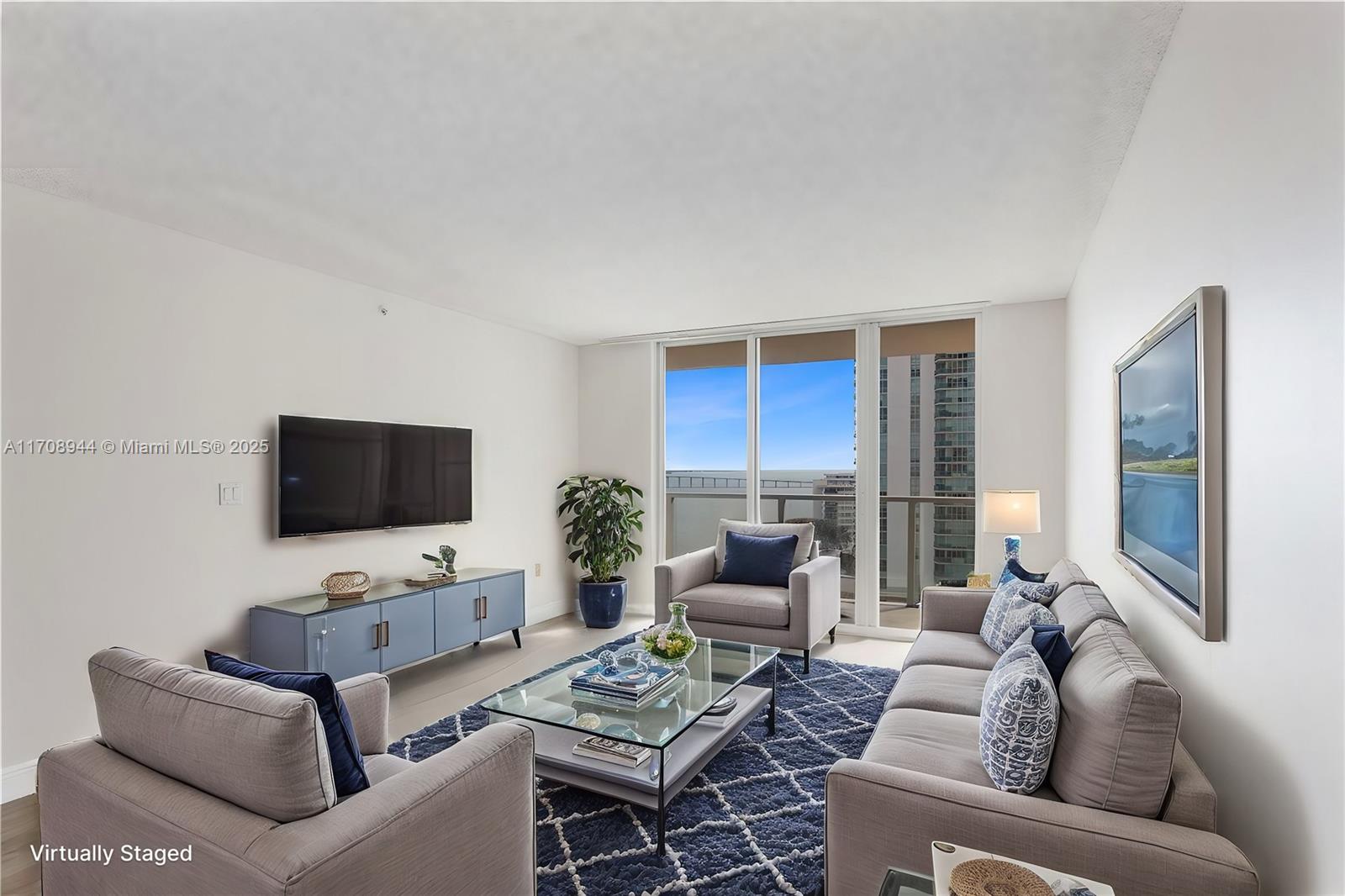 1155 Brickell Bay Dr #1705, Miami FL 33131