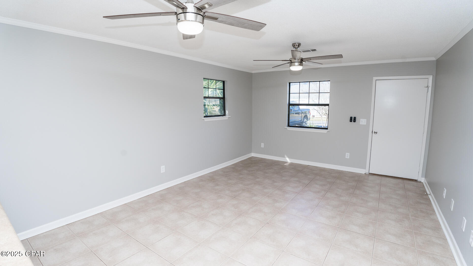 Image 7 For 247 Poinsettia Drive