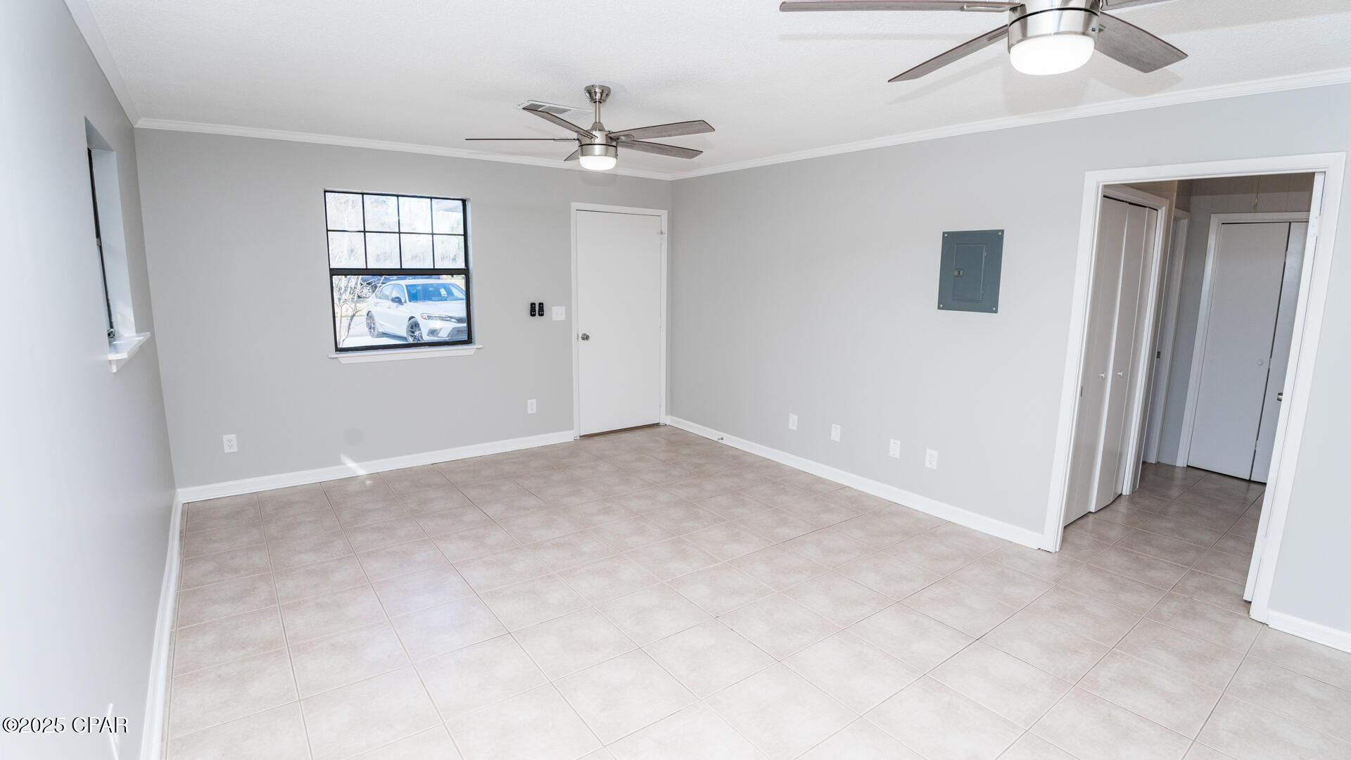 Image 8 For 247 Poinsettia Drive