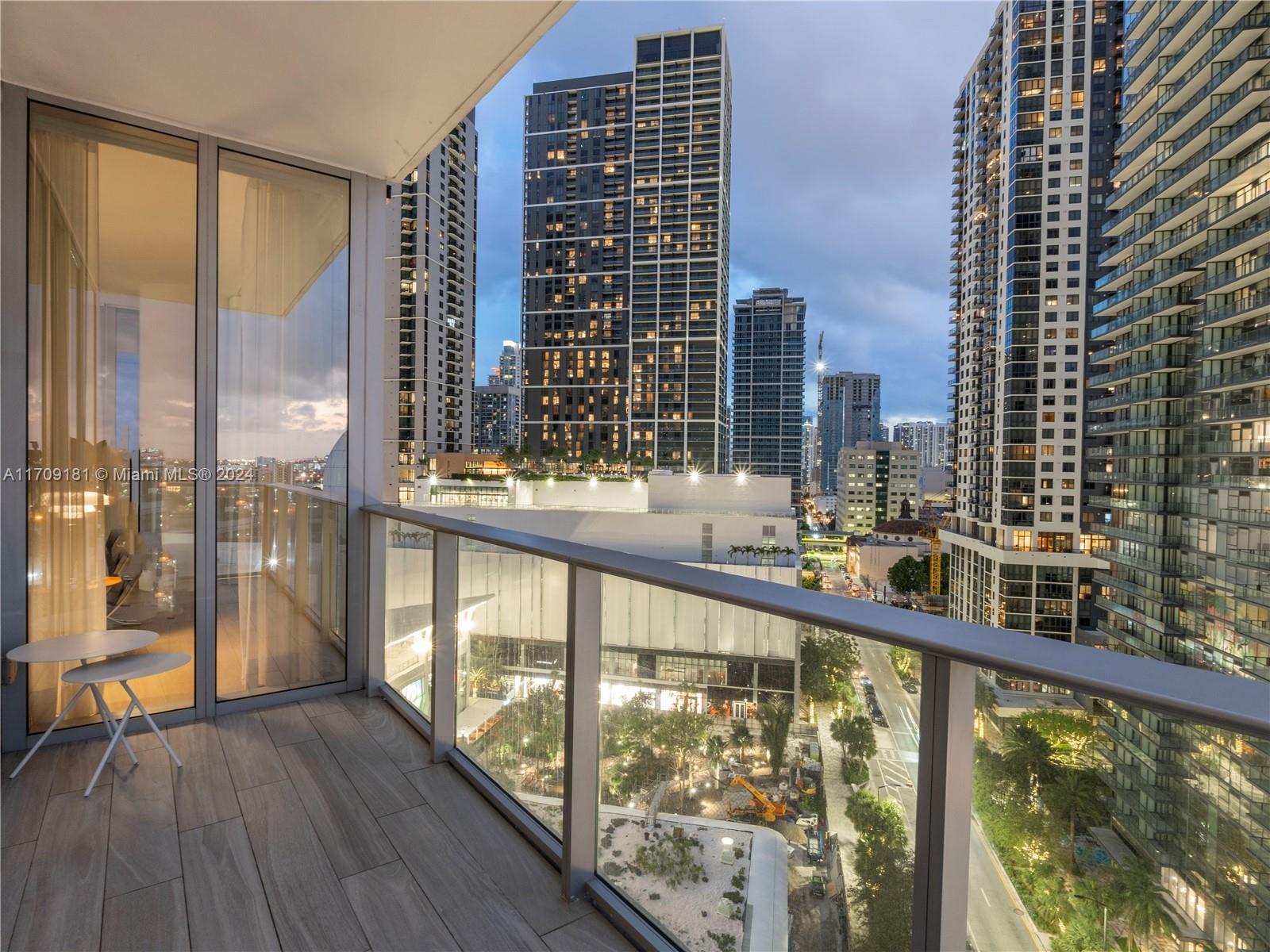851 NE 1st Ave #1212, Miami FL 33132