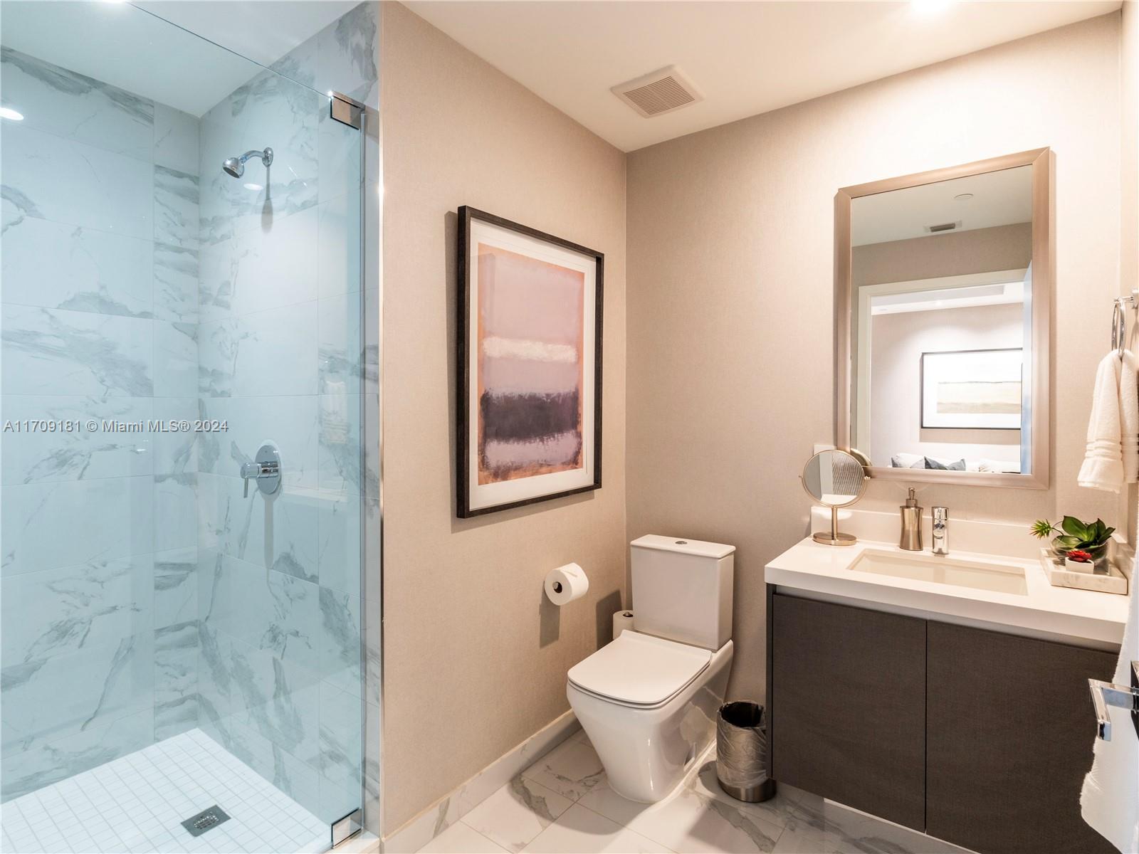 851 NE 1st Ave #1212, Miami FL 33132