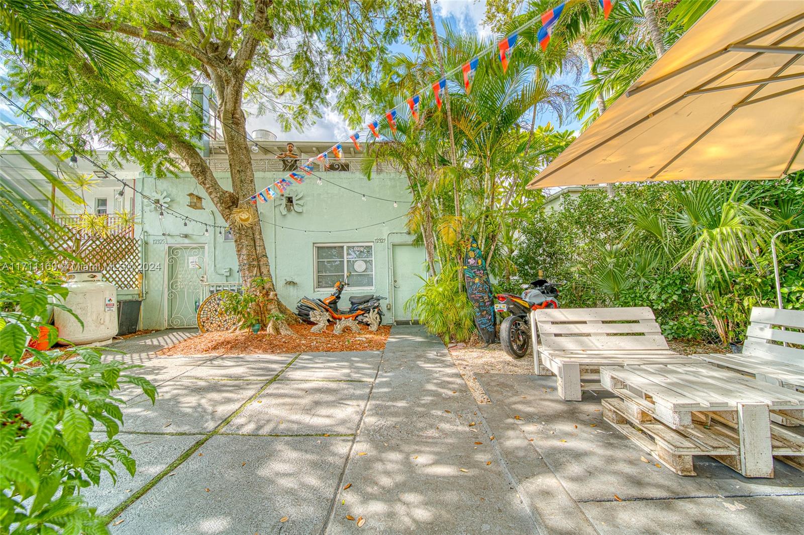Commercial Property For Sale In North Miami