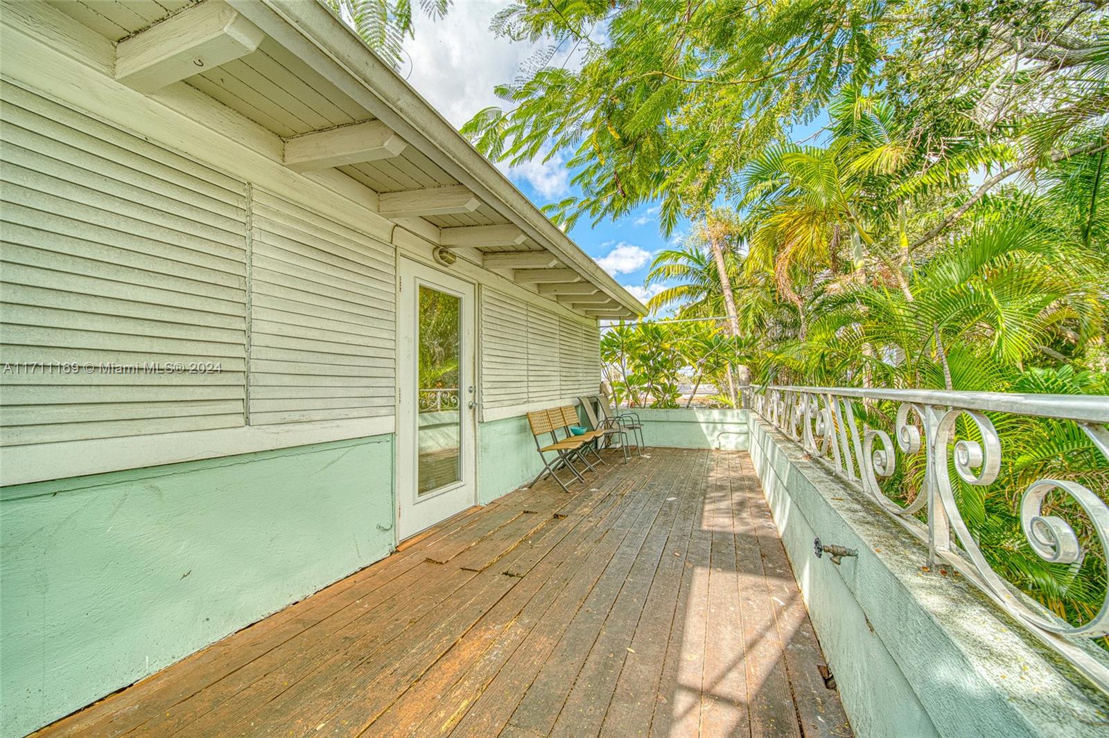 Commercial Property For Sale In North Miami