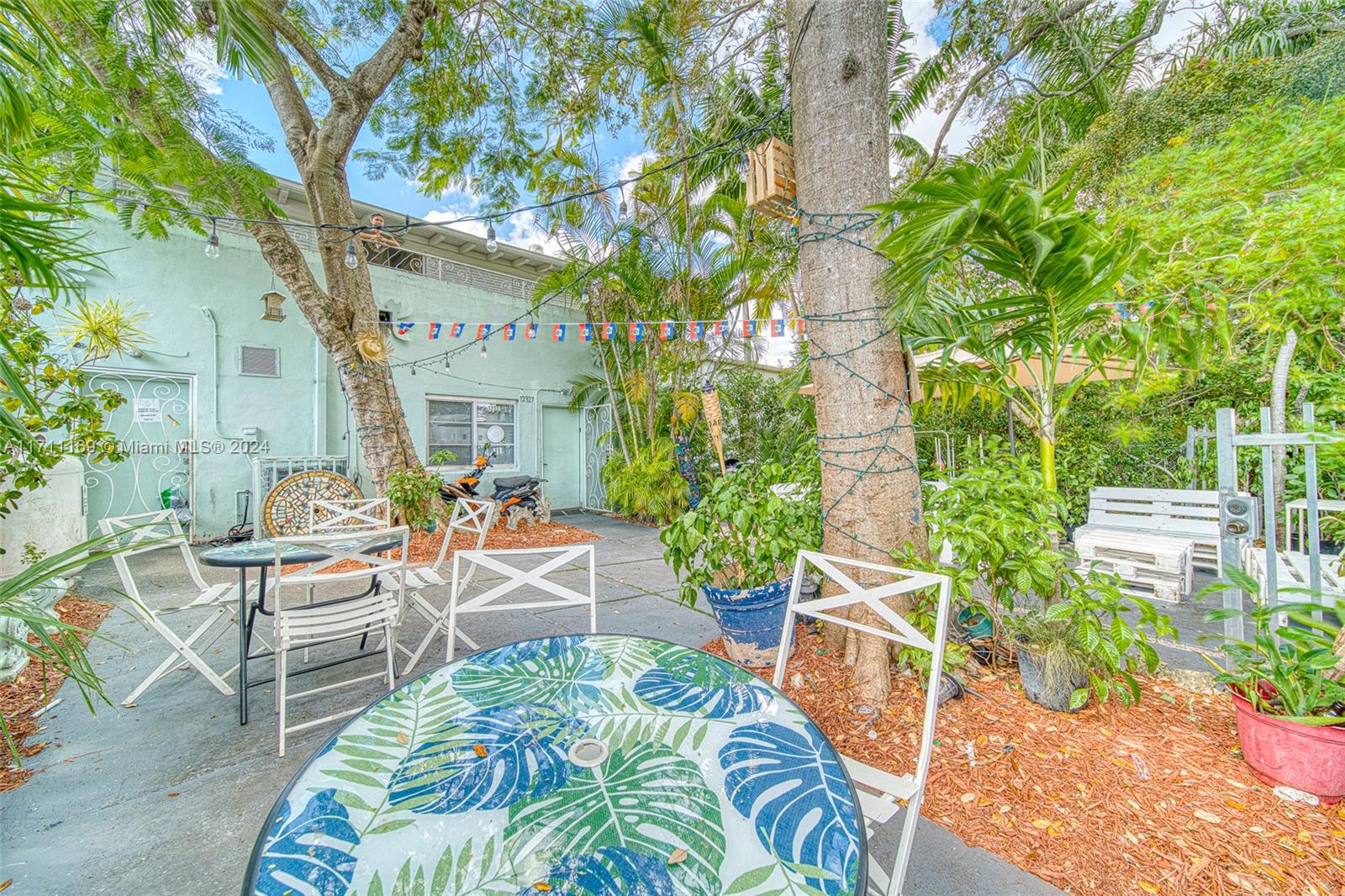 Commercial Property For Sale In North Miami