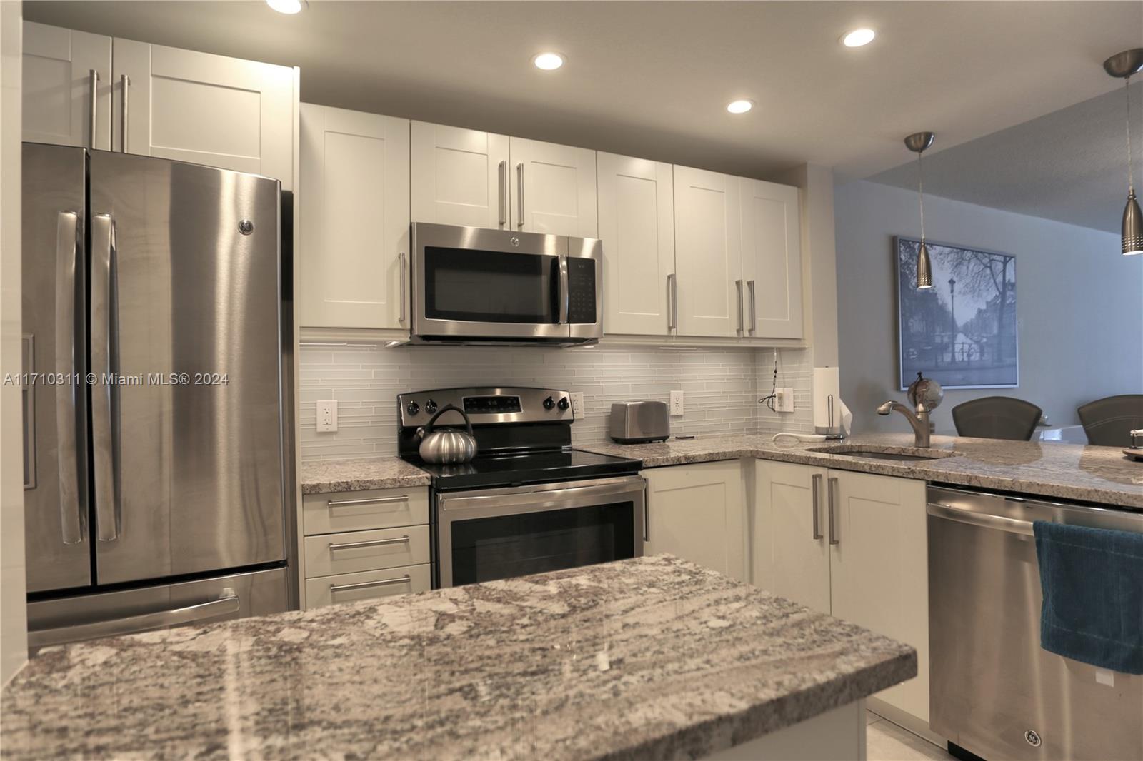 Isle Of Paradise Co-Op