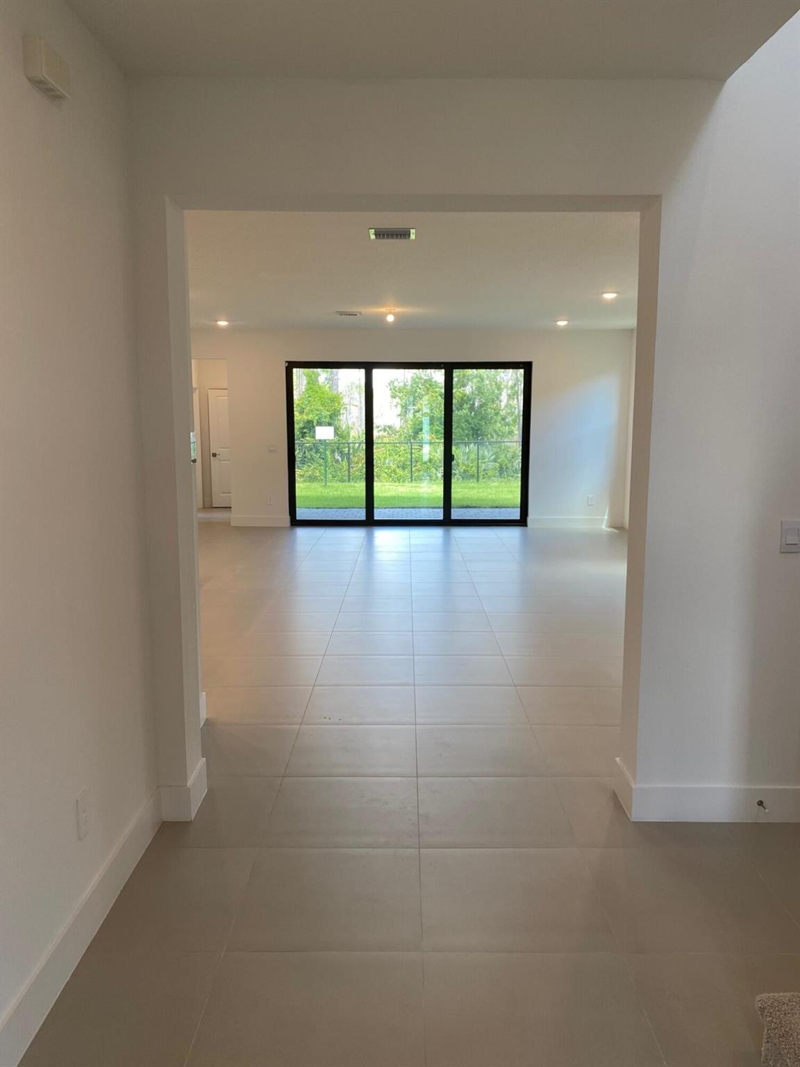 Homes for sale in Stuart, FL | 6740 Se Park Trace Dr, Stuart, FL 34997 | MLS# R11046990