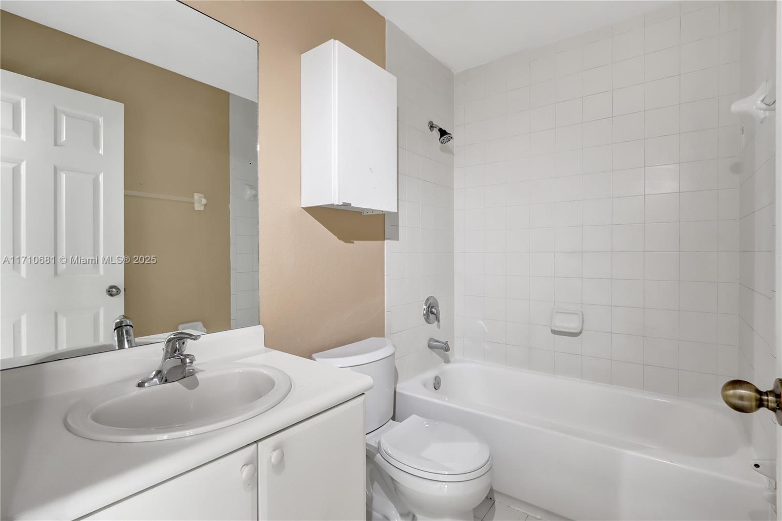 2874 SE 15th Rd 52
