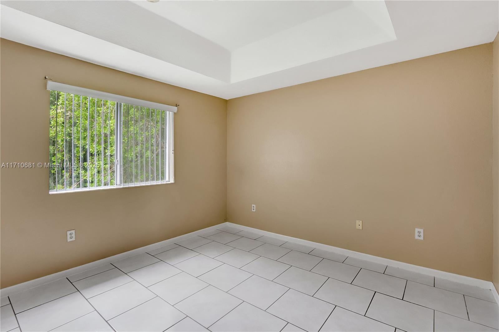 2874 SE 15th Rd 52