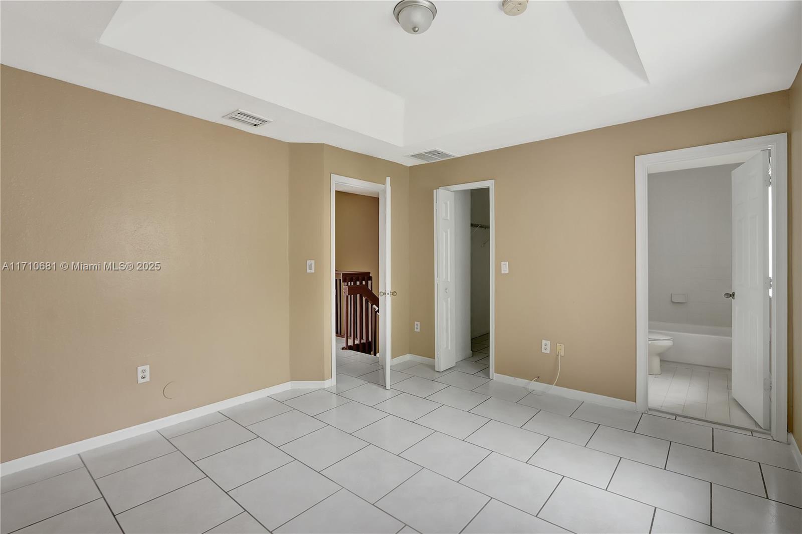 2874 SE 15th Rd 52