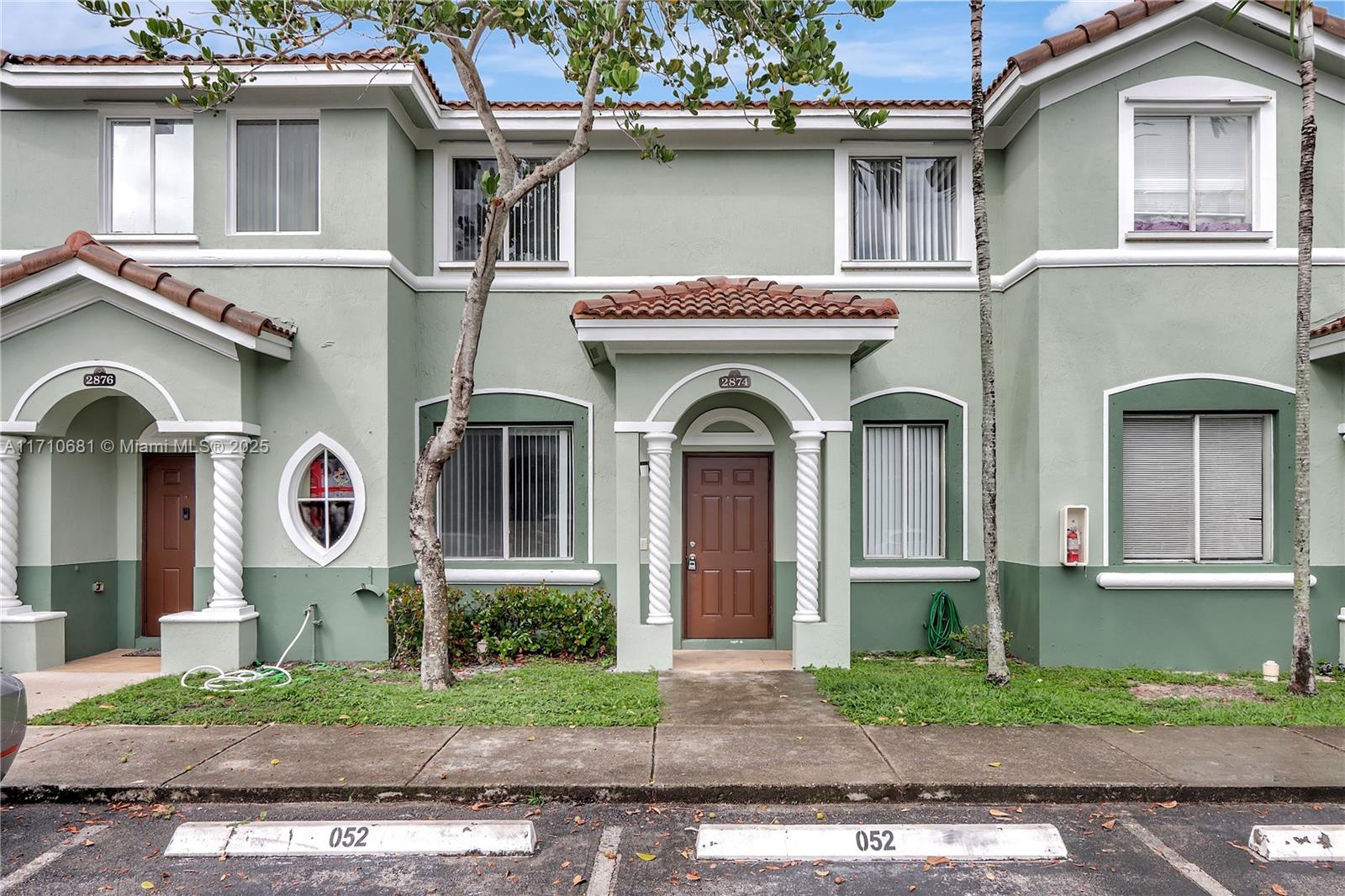 2874 SE 15th Rd 52