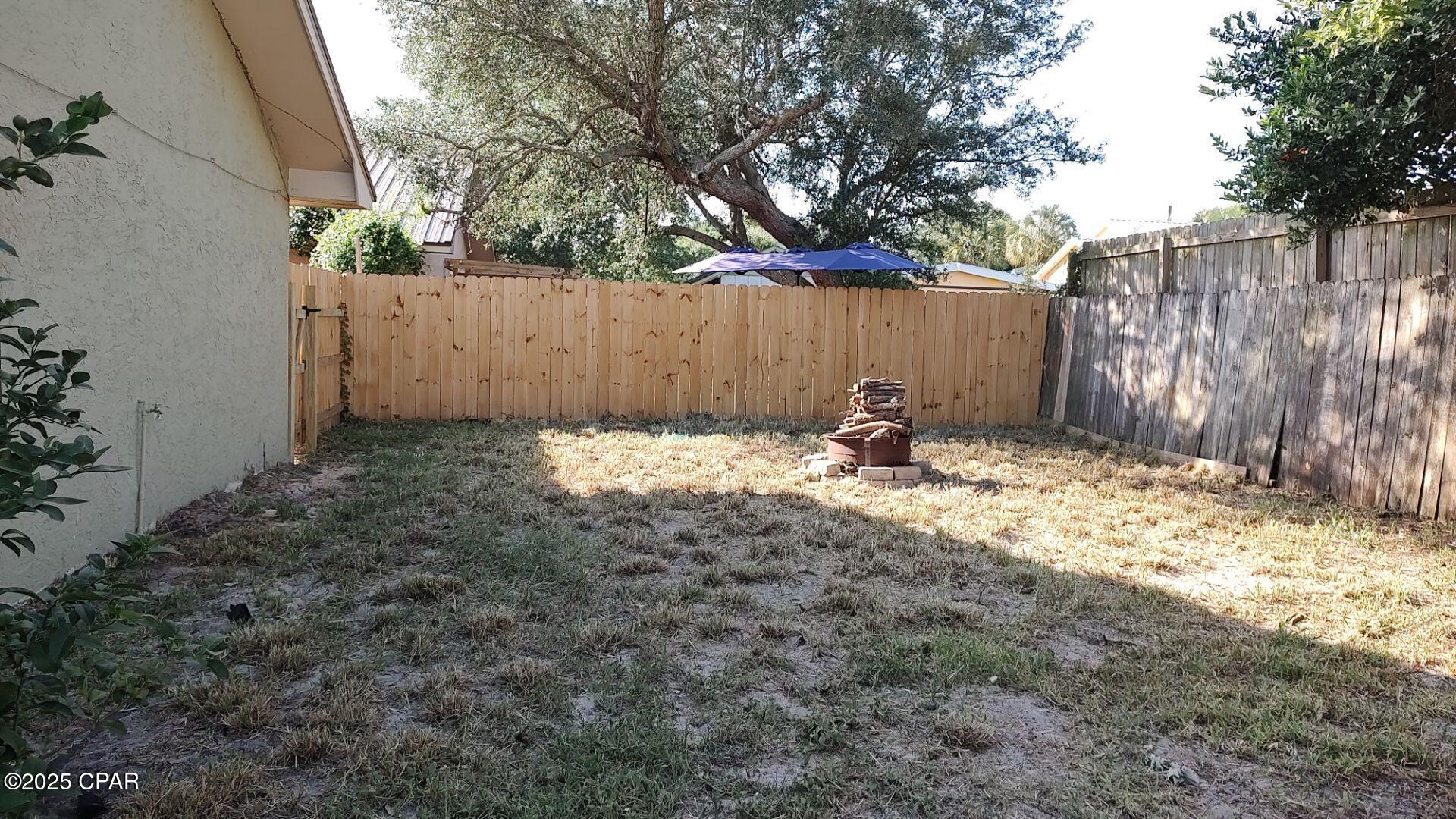 Image 14 For 6217 Pinetree Avenue B