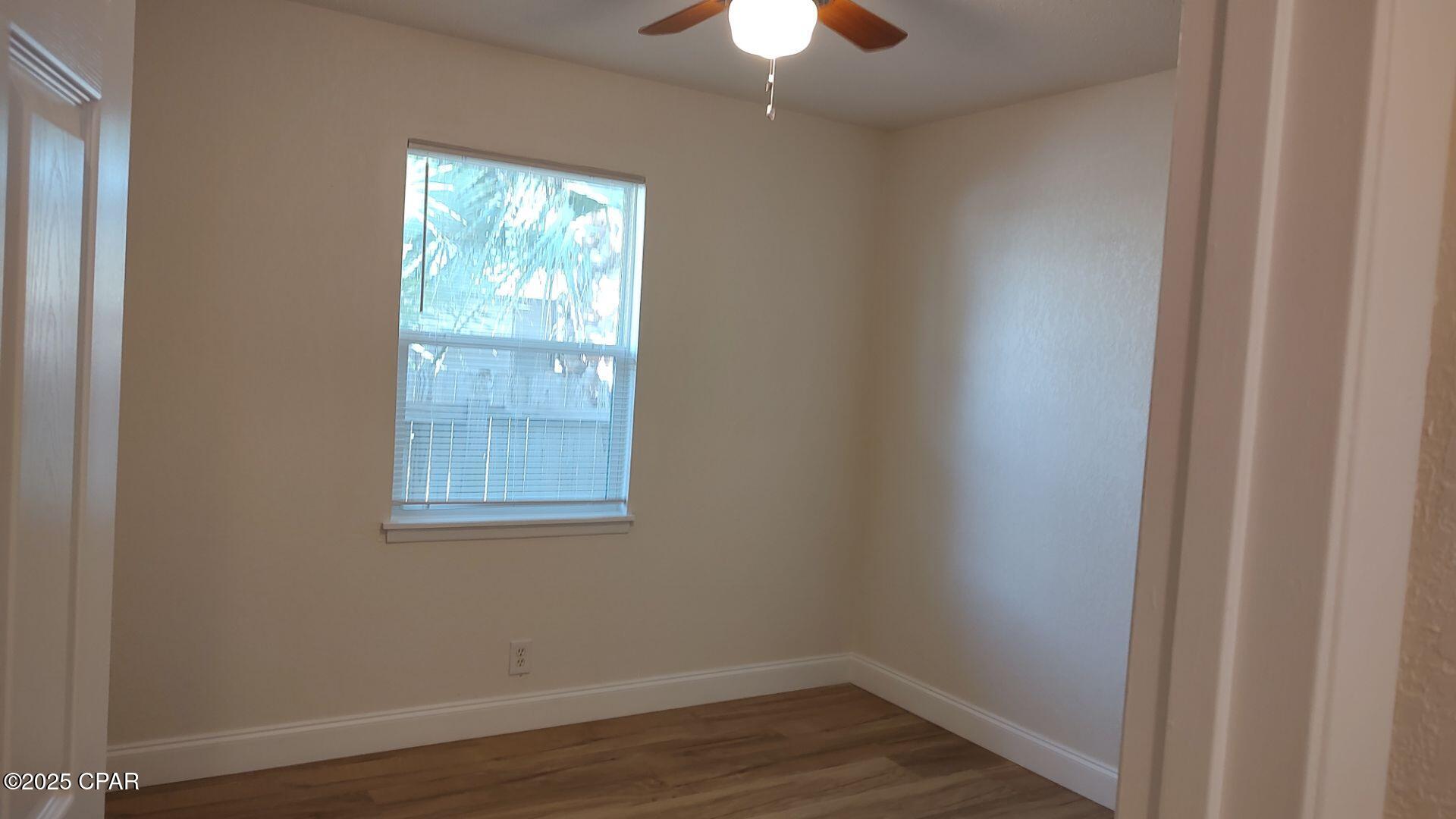 Image 8 For 6217 Pinetree Avenue B