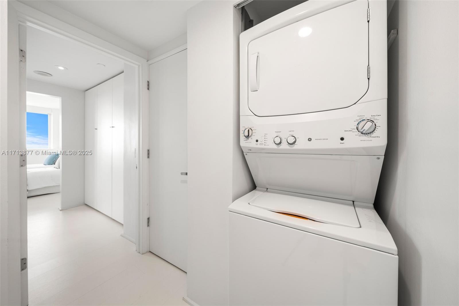 4779 Collins Ave #3108, Miami Beach FL 33140