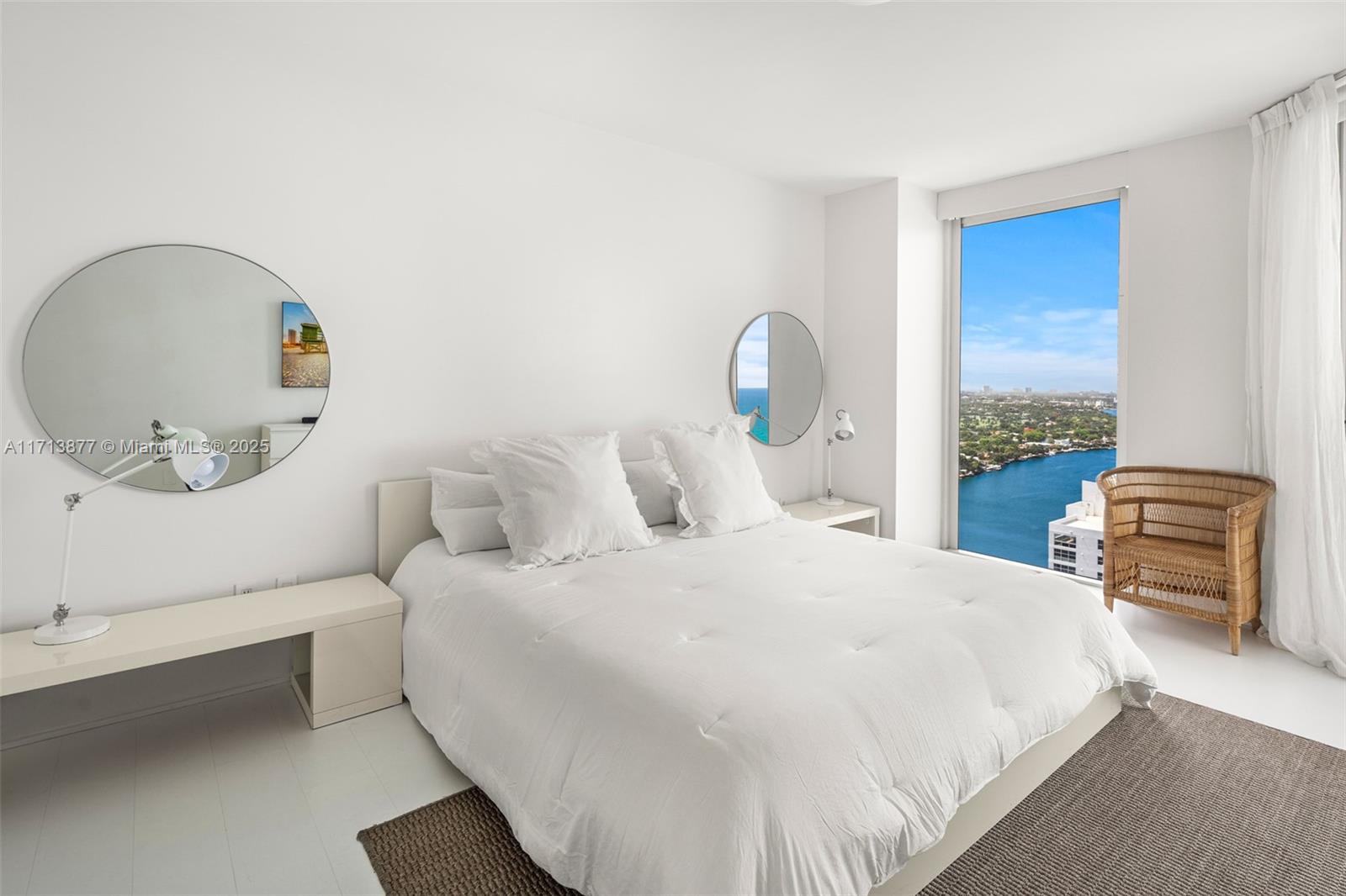 4779 Collins Ave #3108, Miami Beach FL 33140
