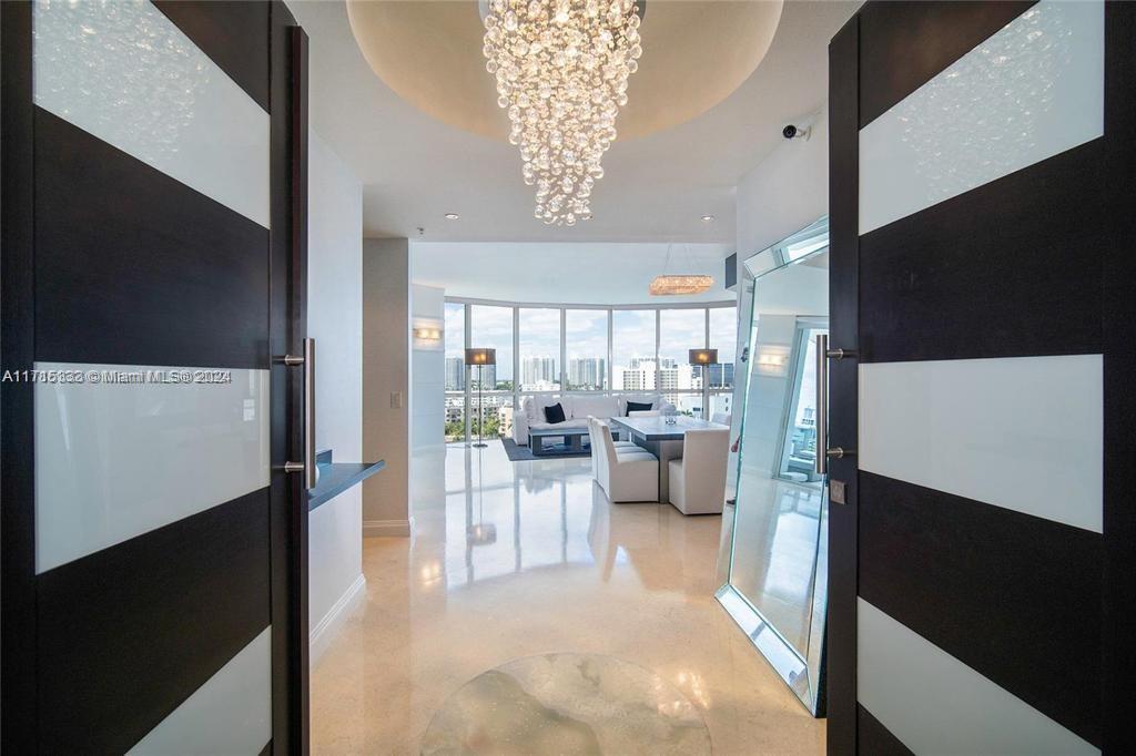 Apartamento en Venta en Sunny Isles Beach, FL