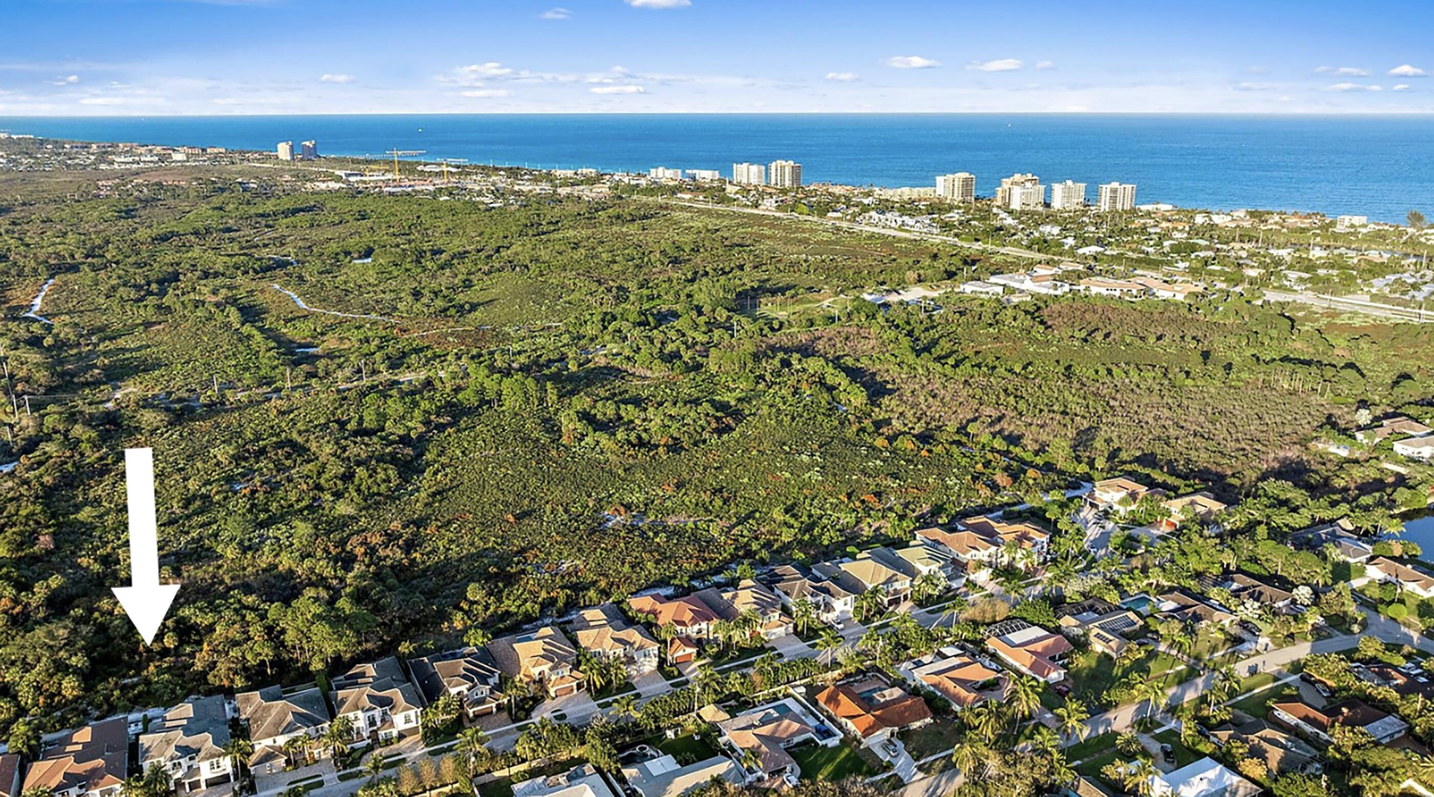 Image to showcase the property located at 1727 W Hemingway Drive