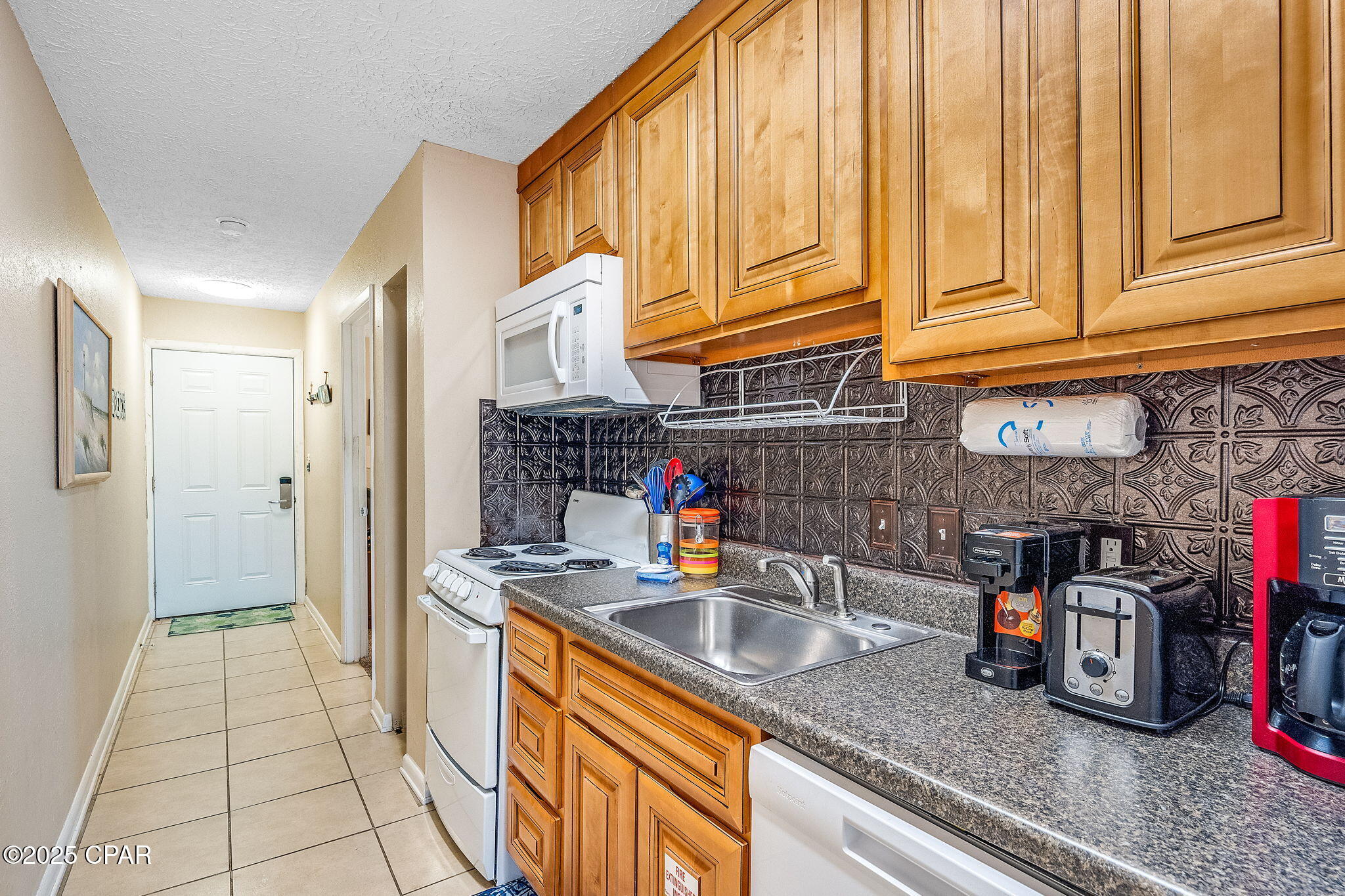 Image 4 For 301 Lullwater Drive 417