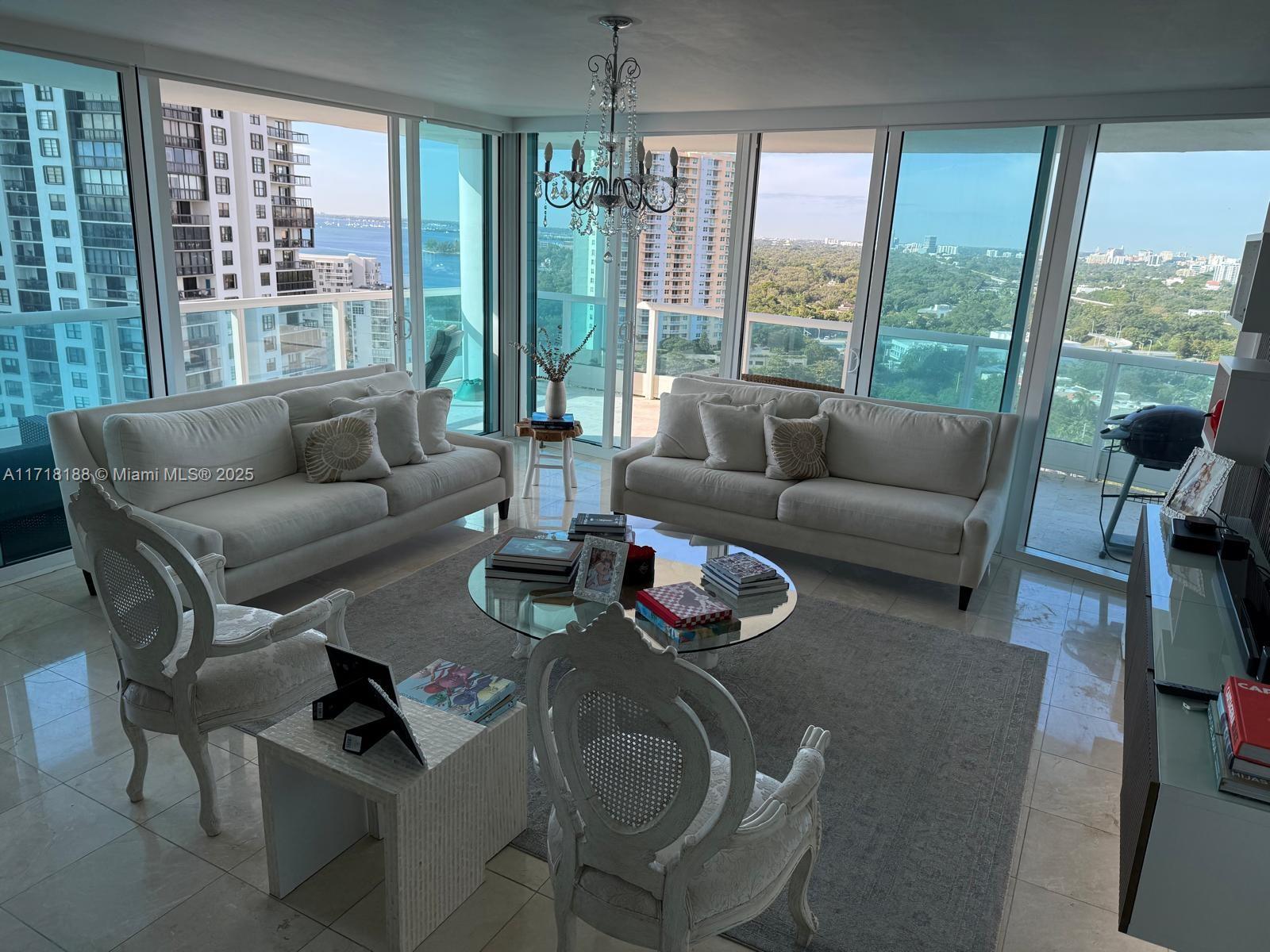Apartamento en Venta en Miami, FL