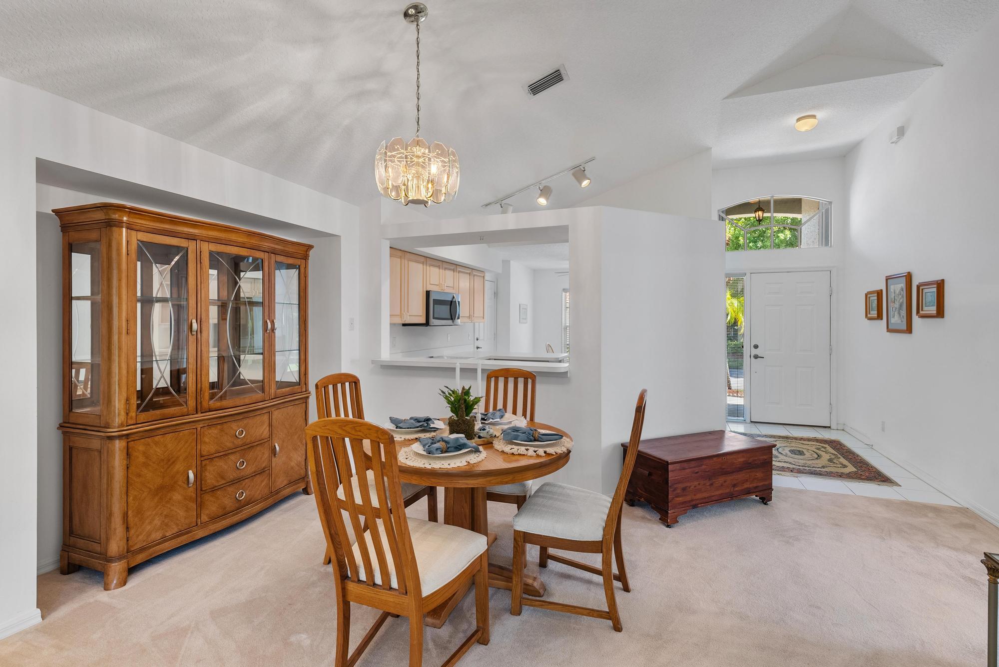 Photo 10 of home located at 3120 Contego Lane, Riviera Beach FL
