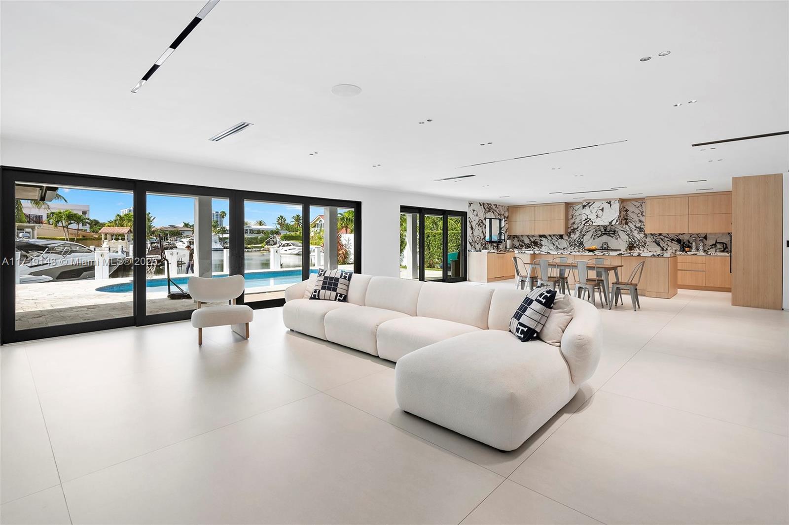 Casa en Venta en North Miami Beach, FL