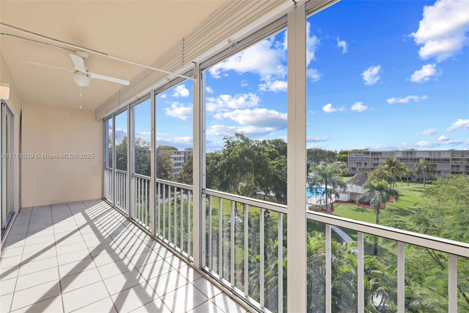 Hillcrest Country Club Ap