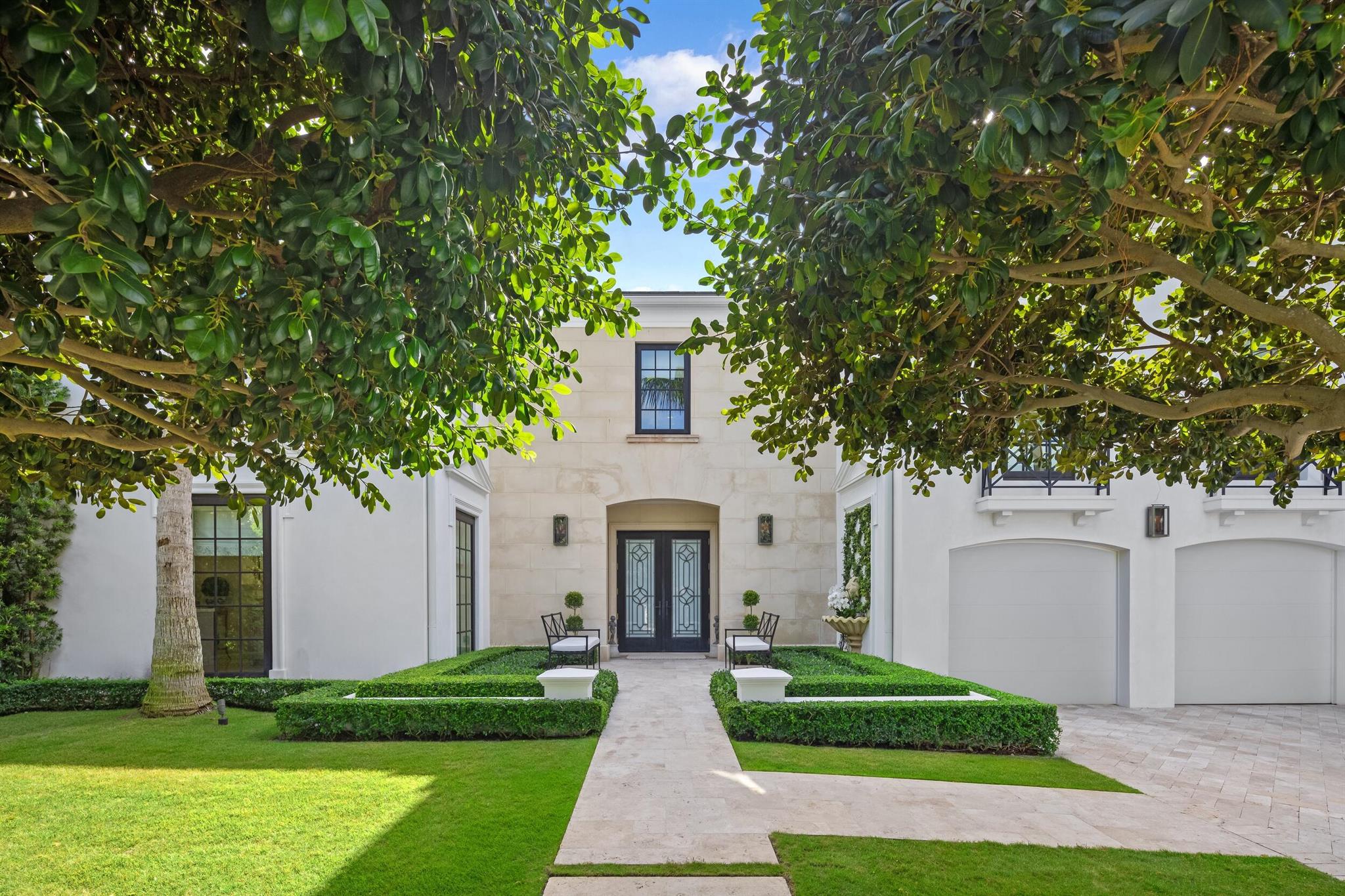 180 Sunset Avenue Palm Beach, FL 33480