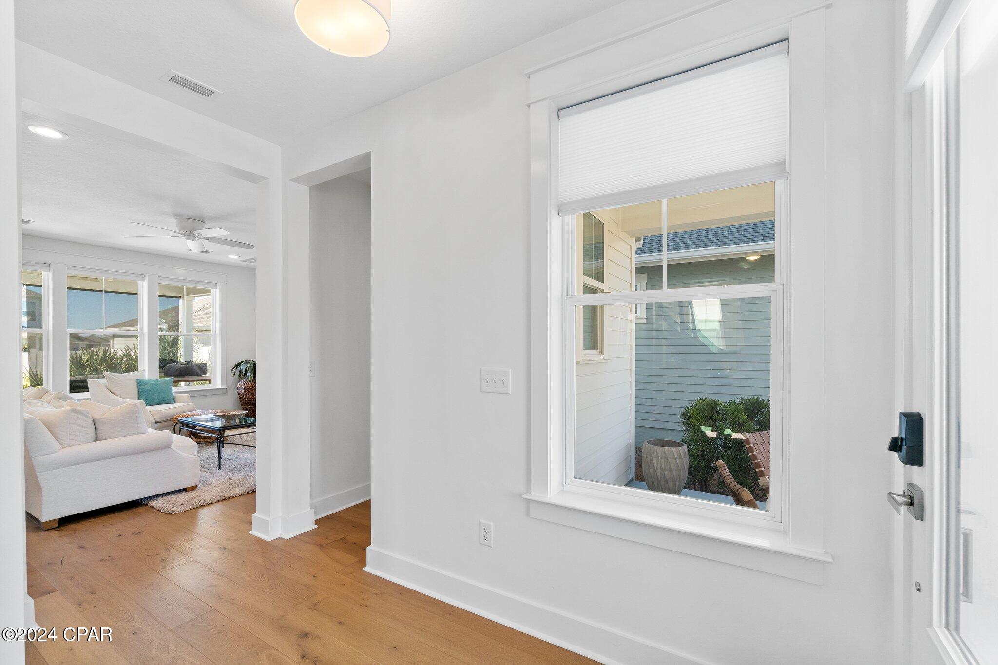 Image 14 For 3229 Veranda Avenue