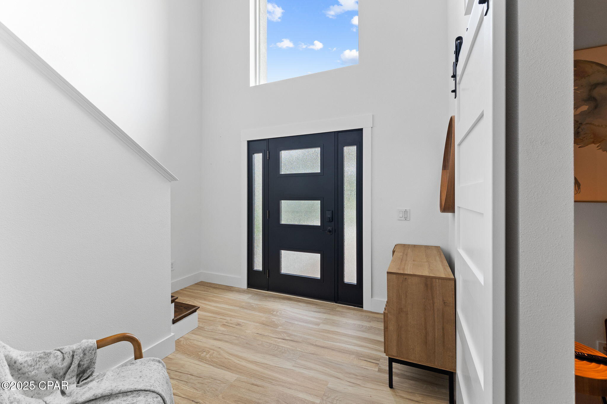 Image 10 For 633 Emerald Bay Drive