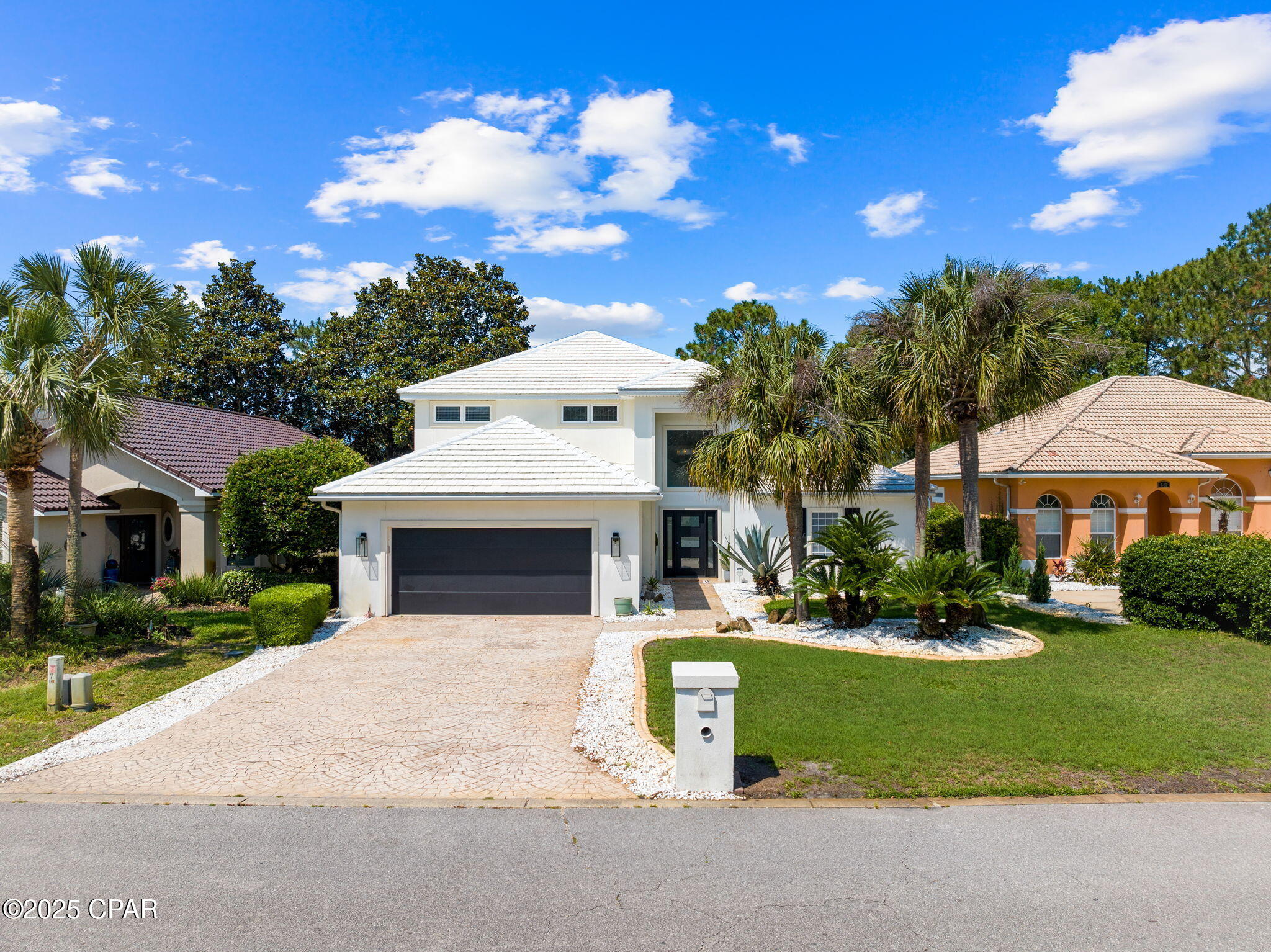Image 3 For 633 Emerald Bay Drive