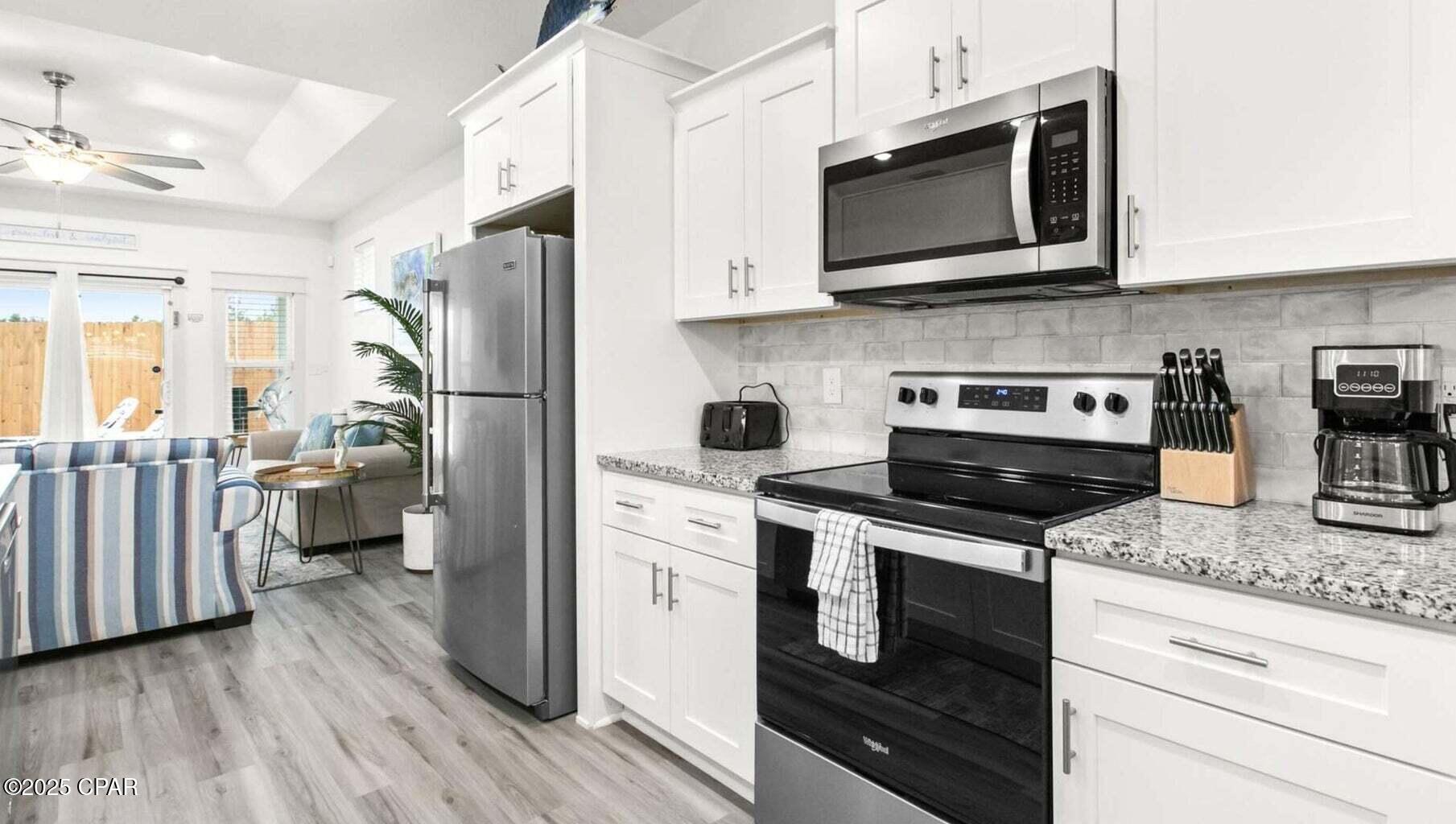 Image 8 For 21400 Marlin Avenue