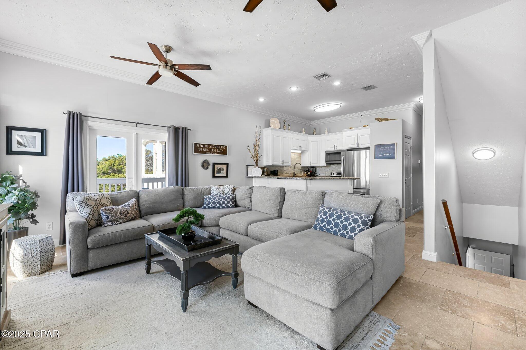 Image 11 For 17878 Front Beach Road E2