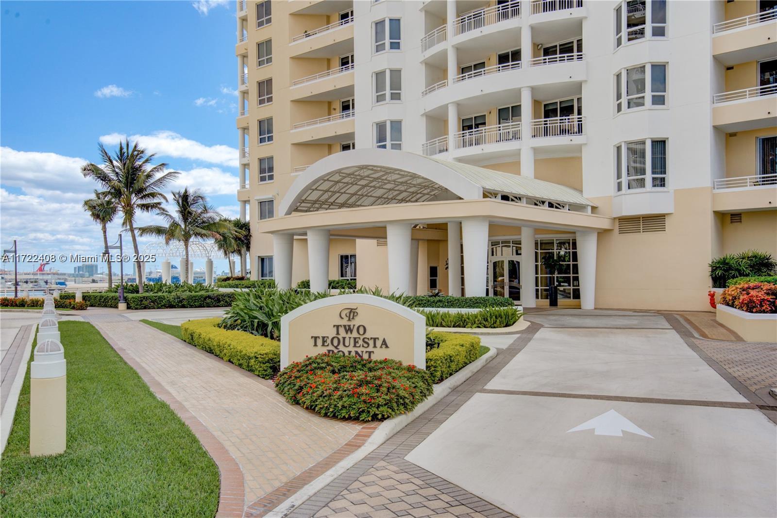 808 Brickell Key #3201, Miami FL 33131