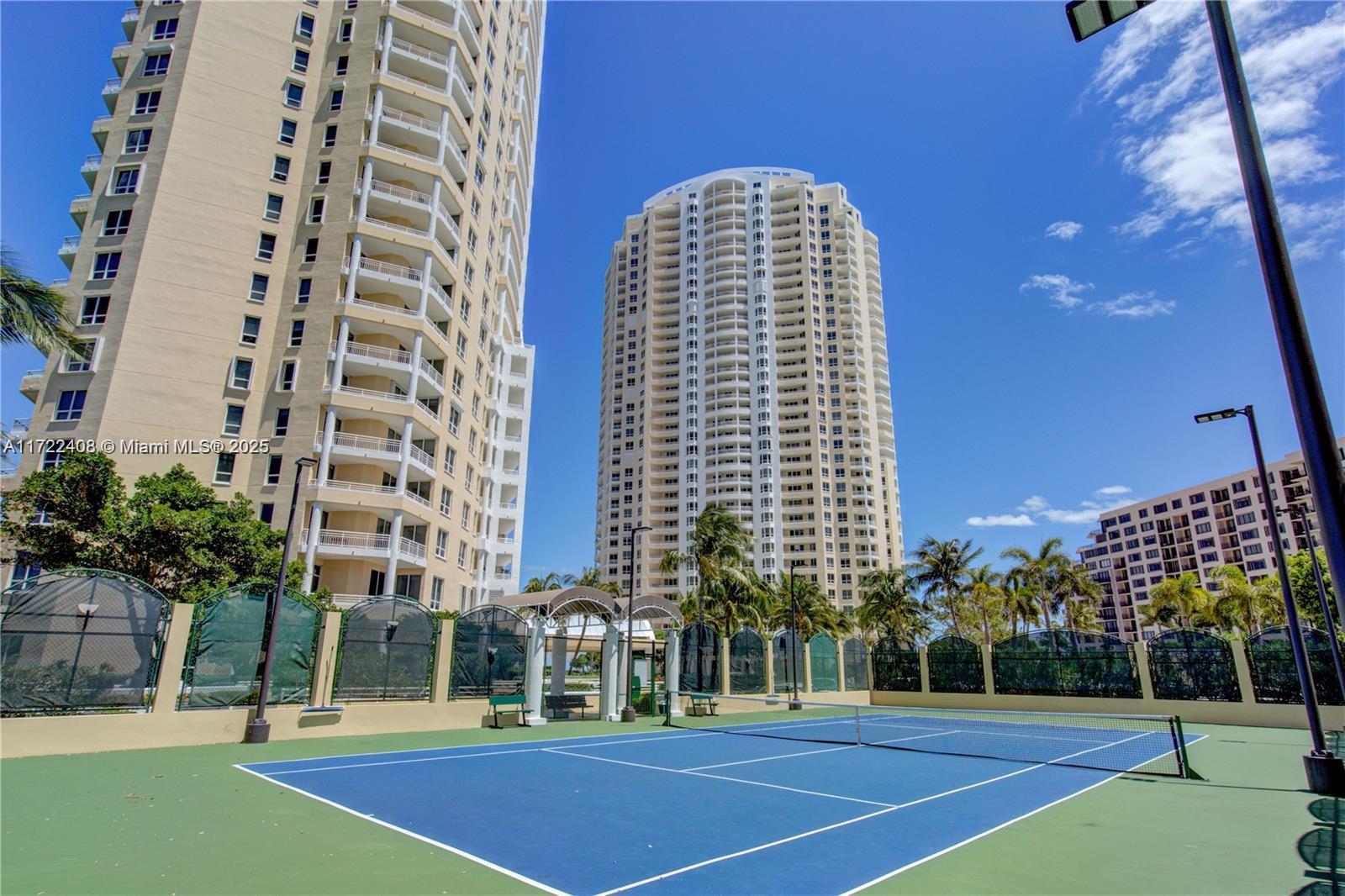 808 Brickell Key #3201, Miami FL 33131