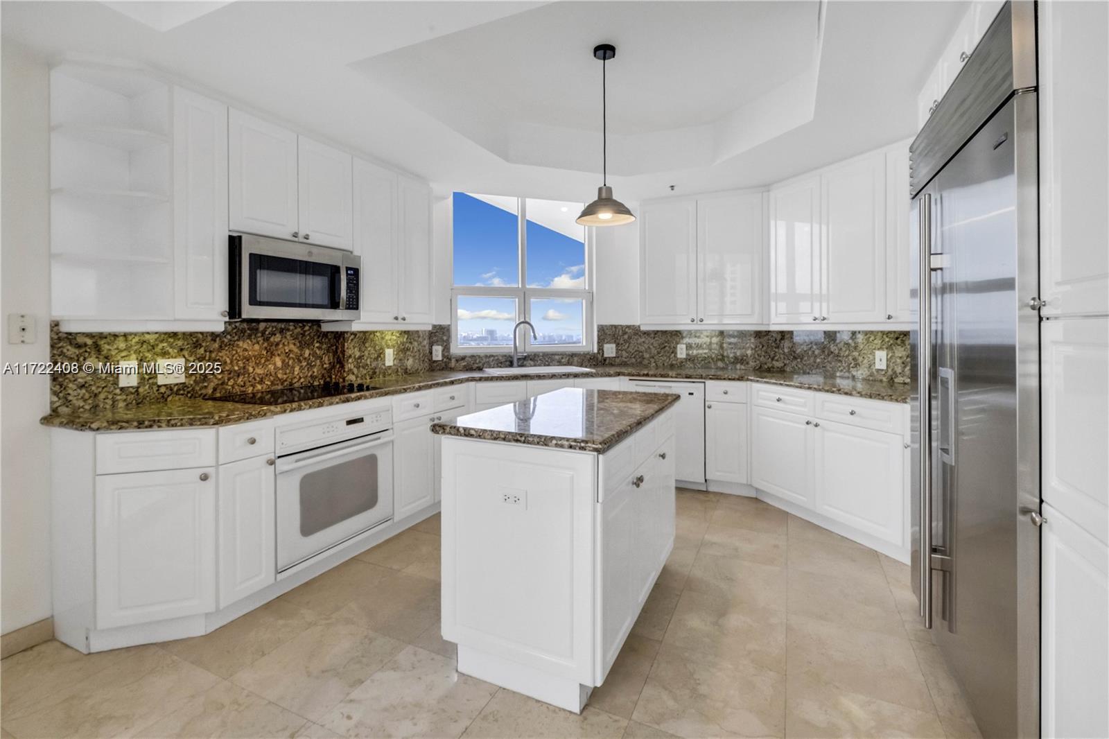 808 Brickell Key #3201, Miami FL 33131