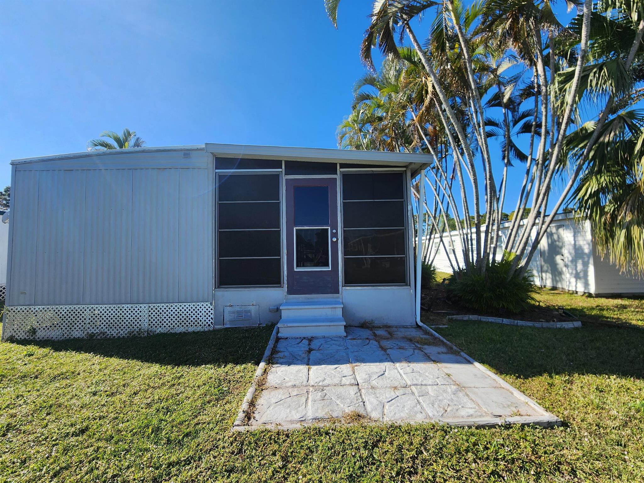 Homes for sale in Port St. Lucie, FL | 16 E Caribbean, Port St. Lucie, FL 34952 | MLS# R11051905