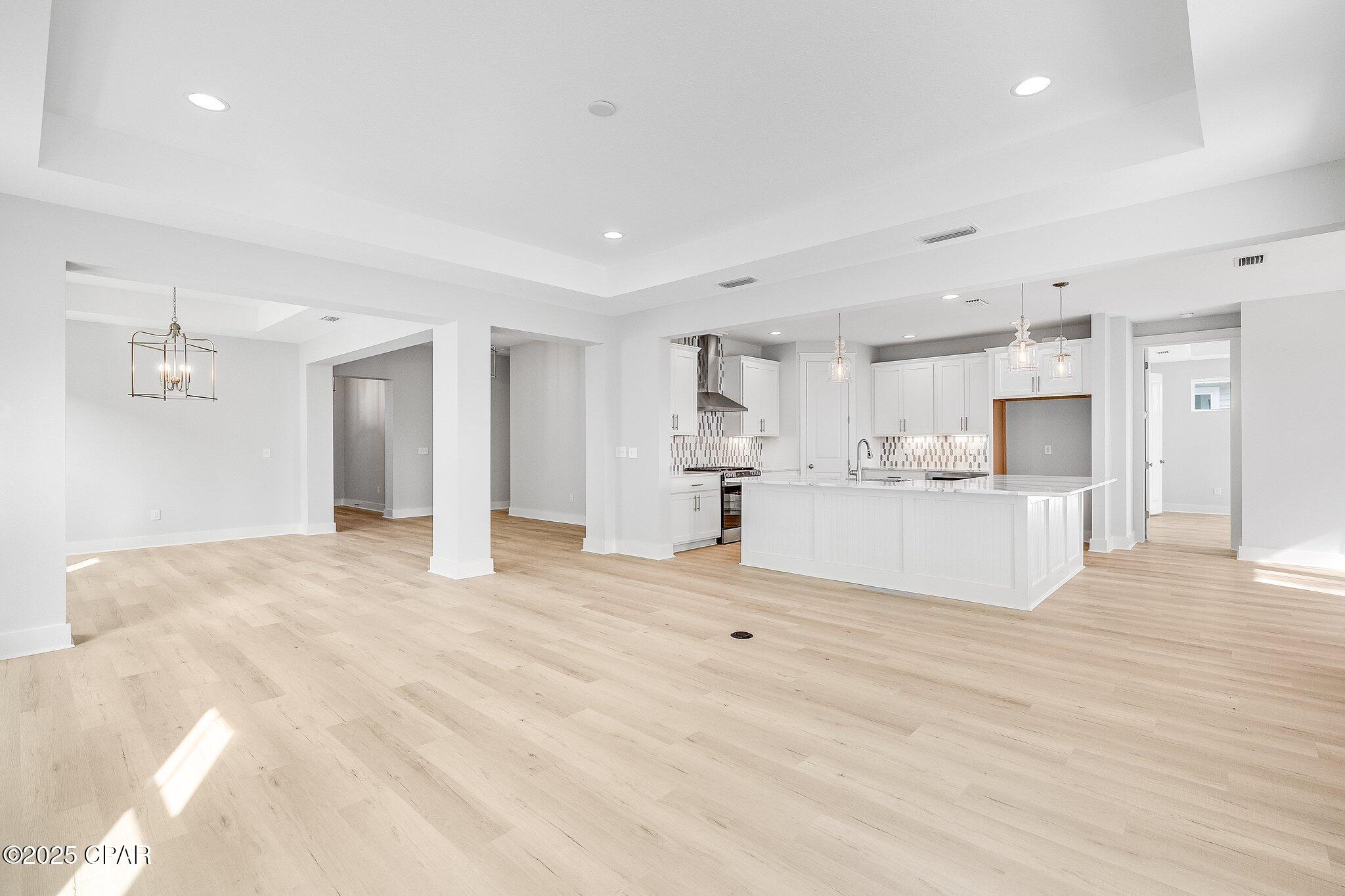 Image 19 For 543 Longpoint Way