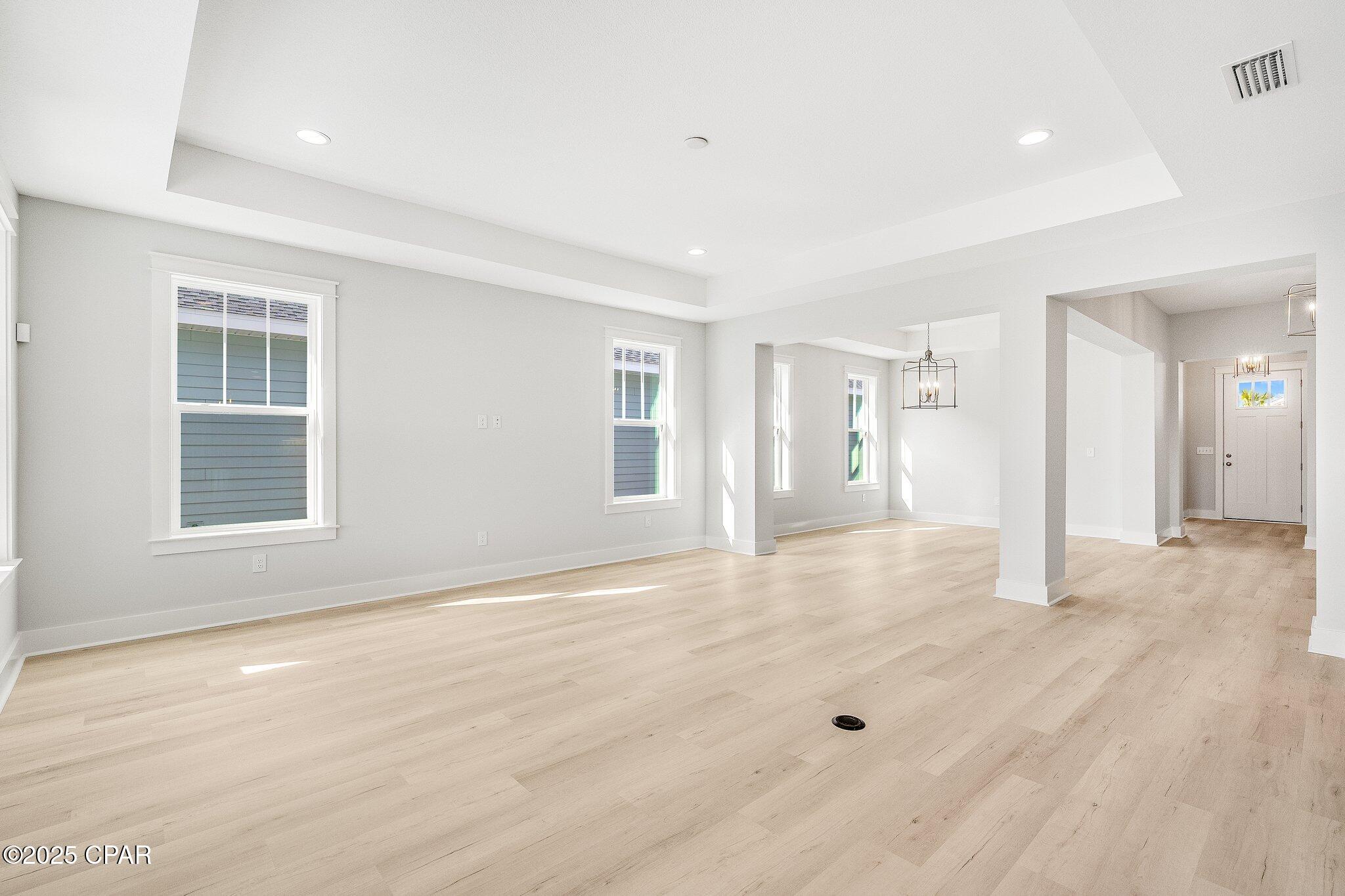 Image 20 For 543 Longpoint Way
