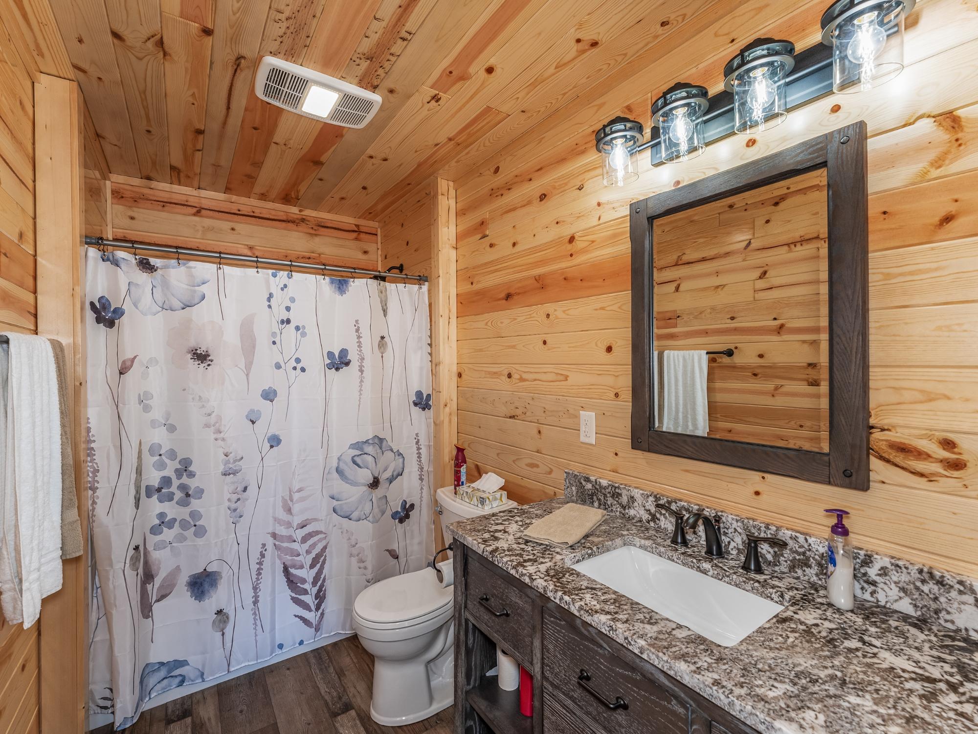 Undocumented Lake Property 984 Darrell Ave Photo 4