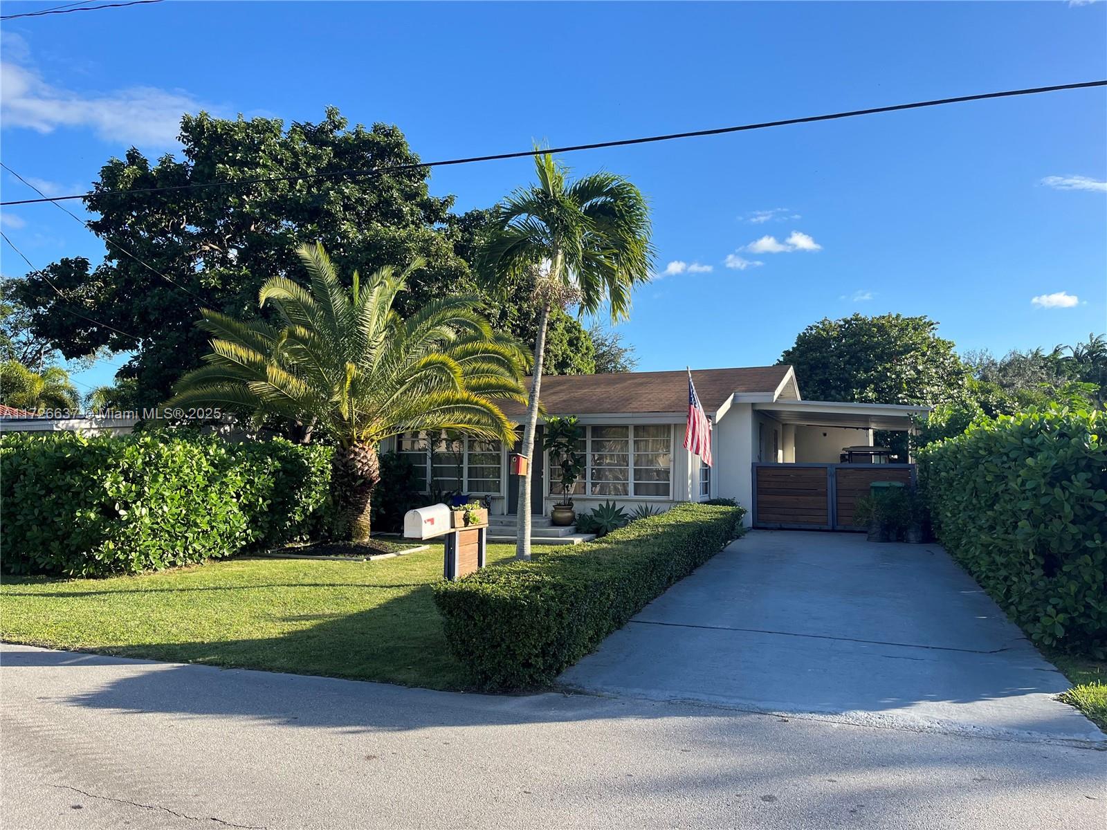 Don’t miss this rare chance to own a property in highly desirable Palmetto Bay, located just minutes from The Falls. This 2-bedroom, 2-bathroom home has great bones and is ready for renovation. With some TLC, it’s an excellent fix-and-flip or buy-and-hold rental opportunity in one of Miami’s most sought-after neighborhoods.