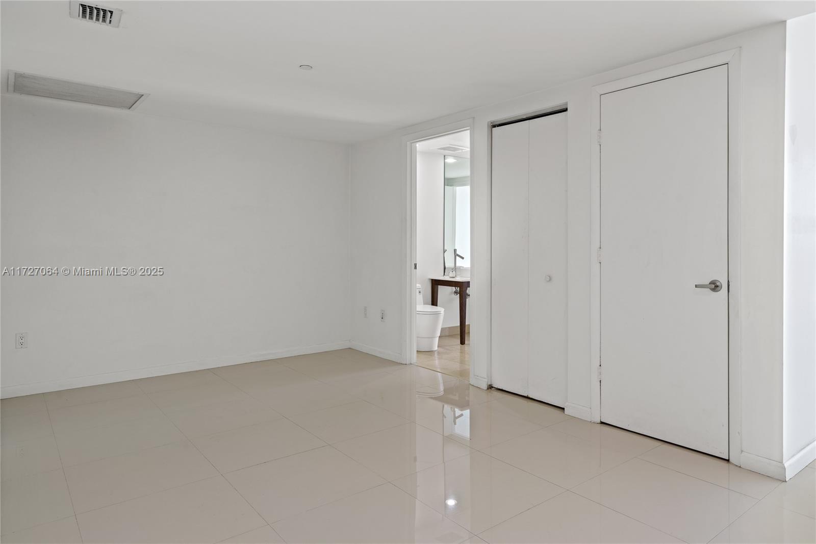495 BRICKELL AVE #2003, Miami FL 33131