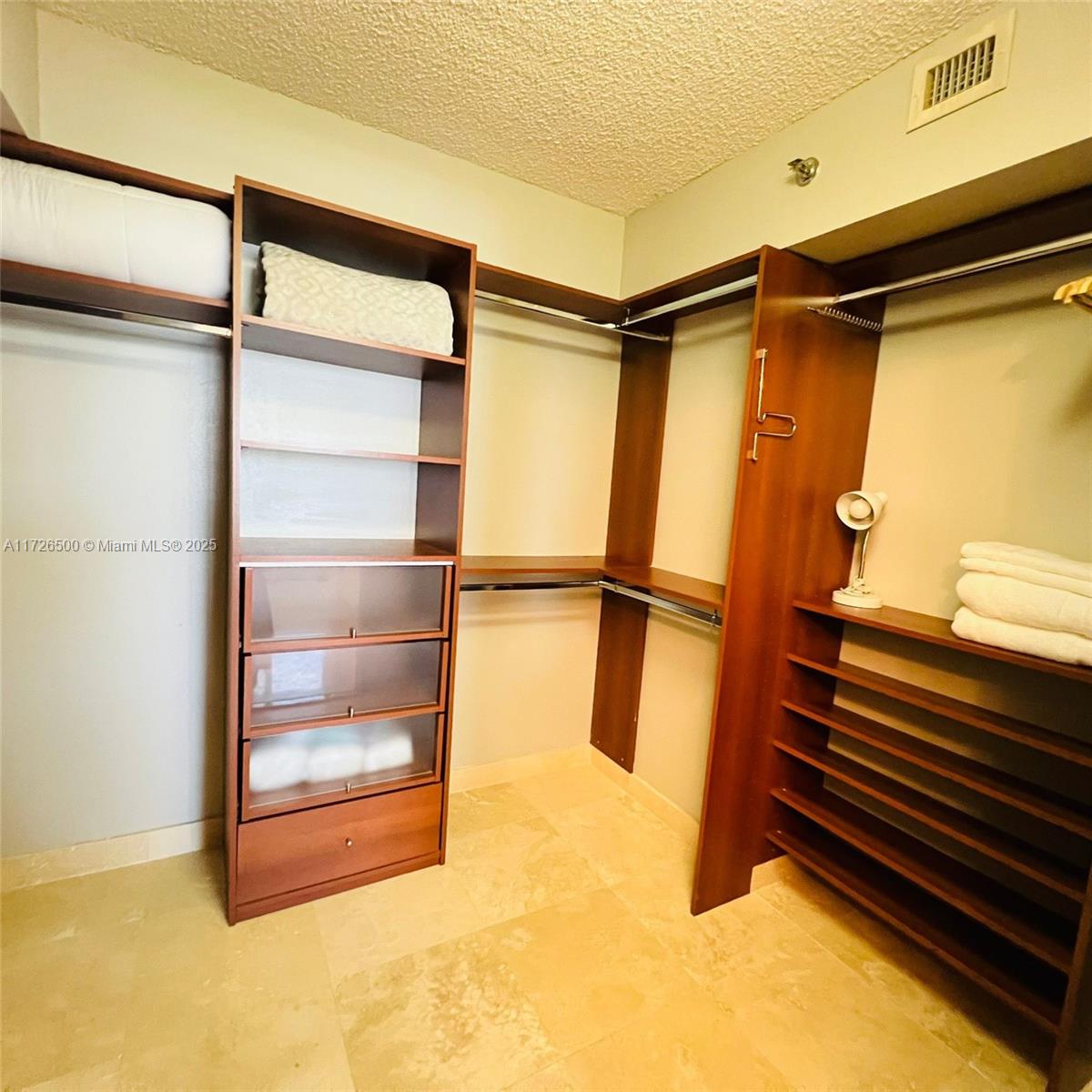 3600 Mystic Pointe Dr #1401, Aventura FL 33180