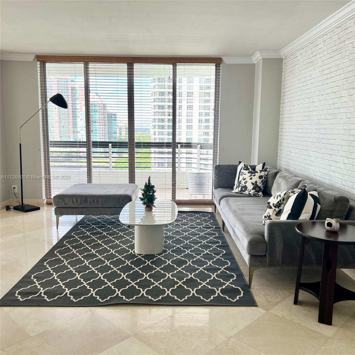 3600 Mystic Pointe Dr #1401, Aventura FL 33180