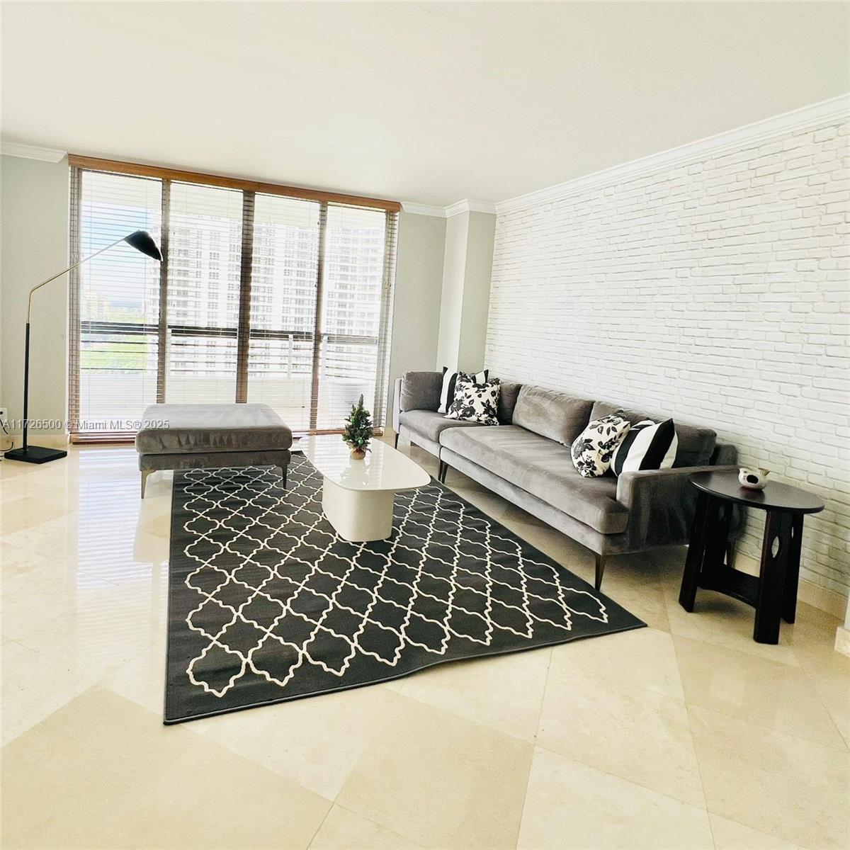 3600 Mystic Pointe Dr #1401, Aventura FL 33180