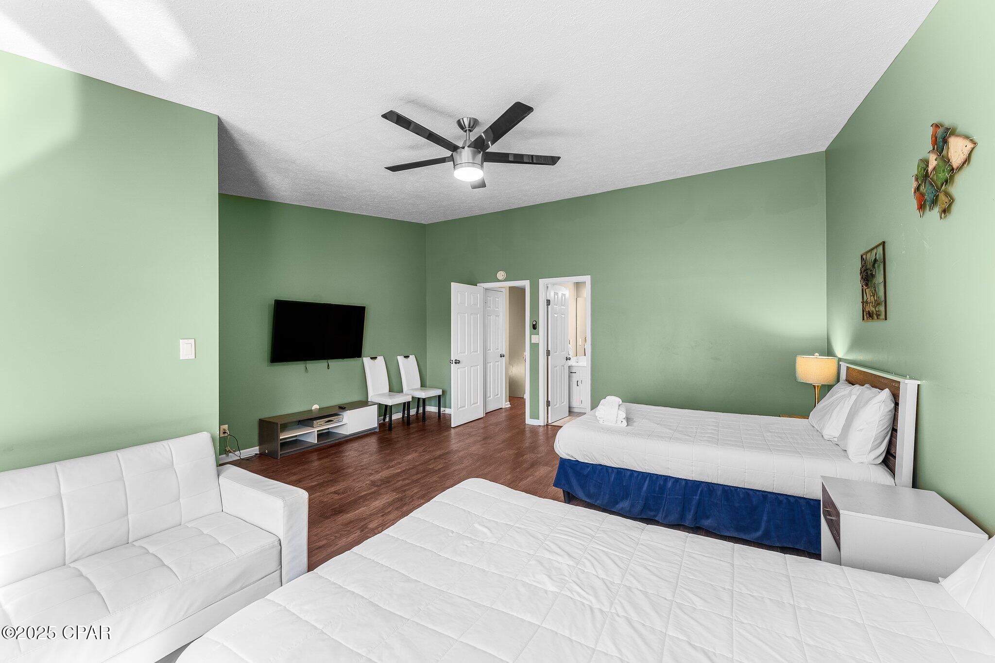 Image 31 For 208 Grande Island Boulevard