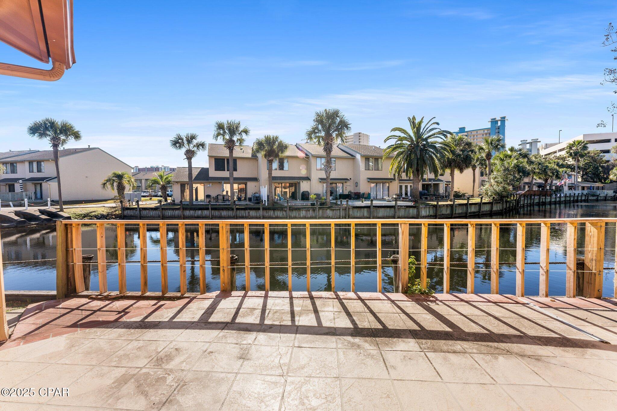 Image 36 For 208 Grande Island Boulevard