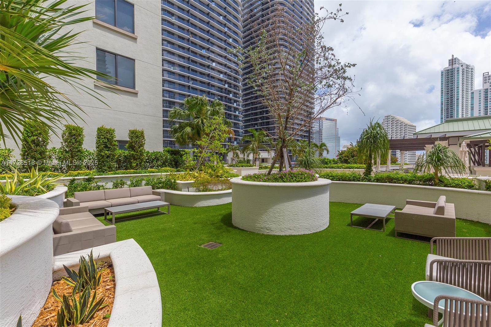 999 SW 1st Ave #1405, Miami FL 33130