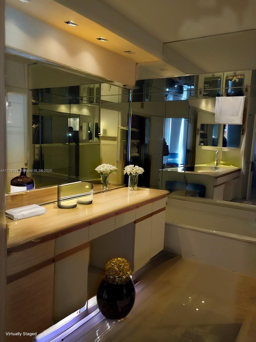 3530 Mystic Pointe Dr #2902, Aventura FL 33180