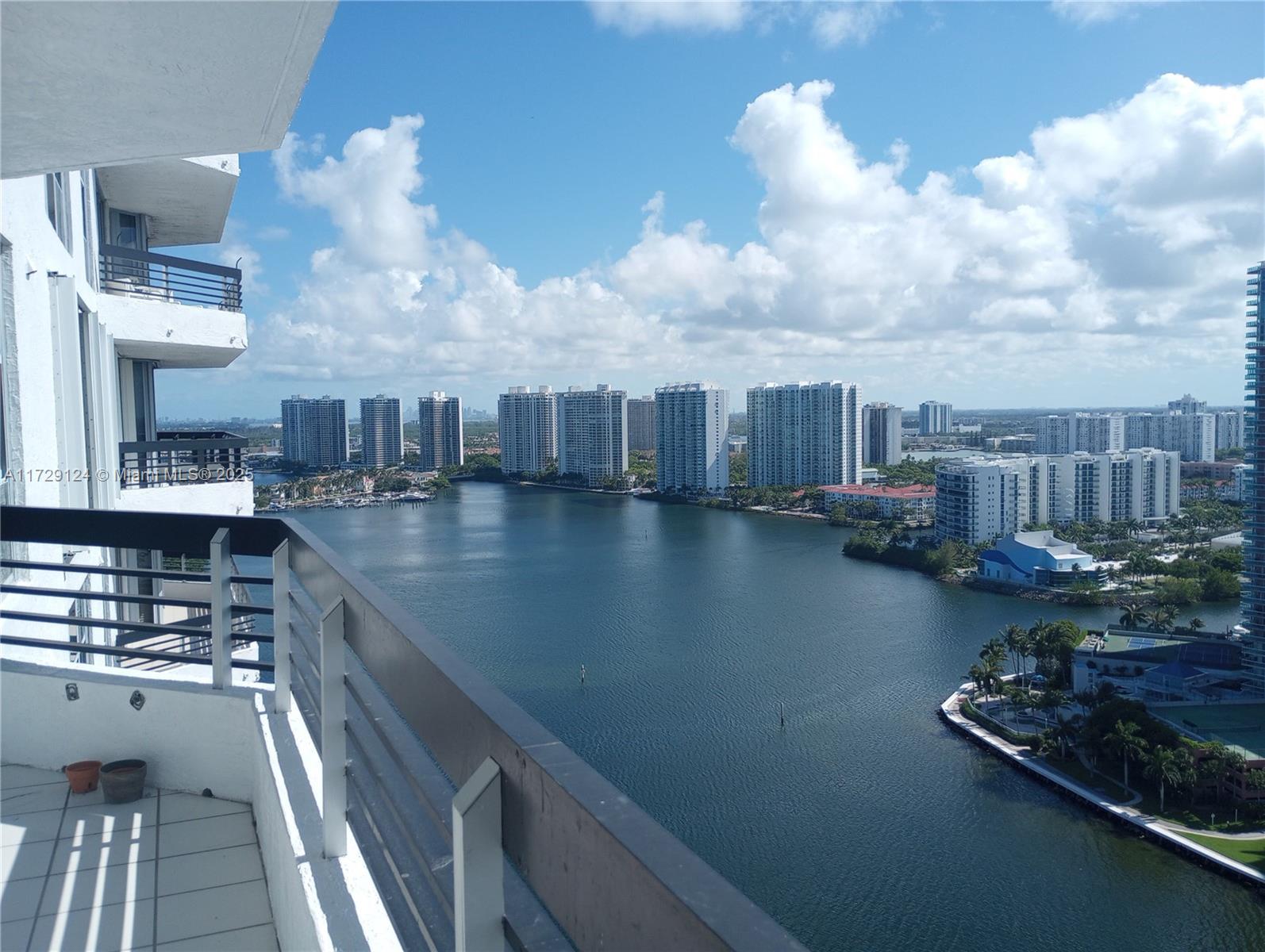 3530 Mystic Pointe Dr #2902, Aventura FL 33180