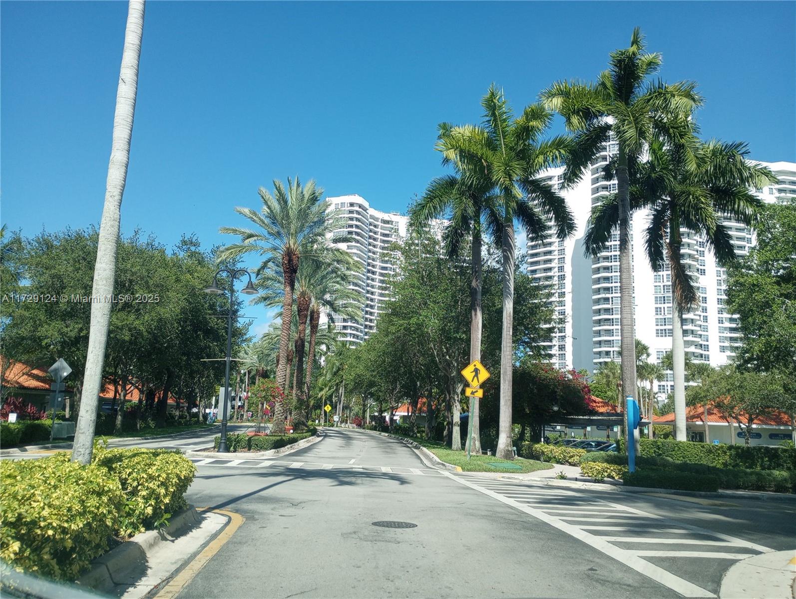 3530 Mystic Pointe Dr #2902, Aventura FL 33180