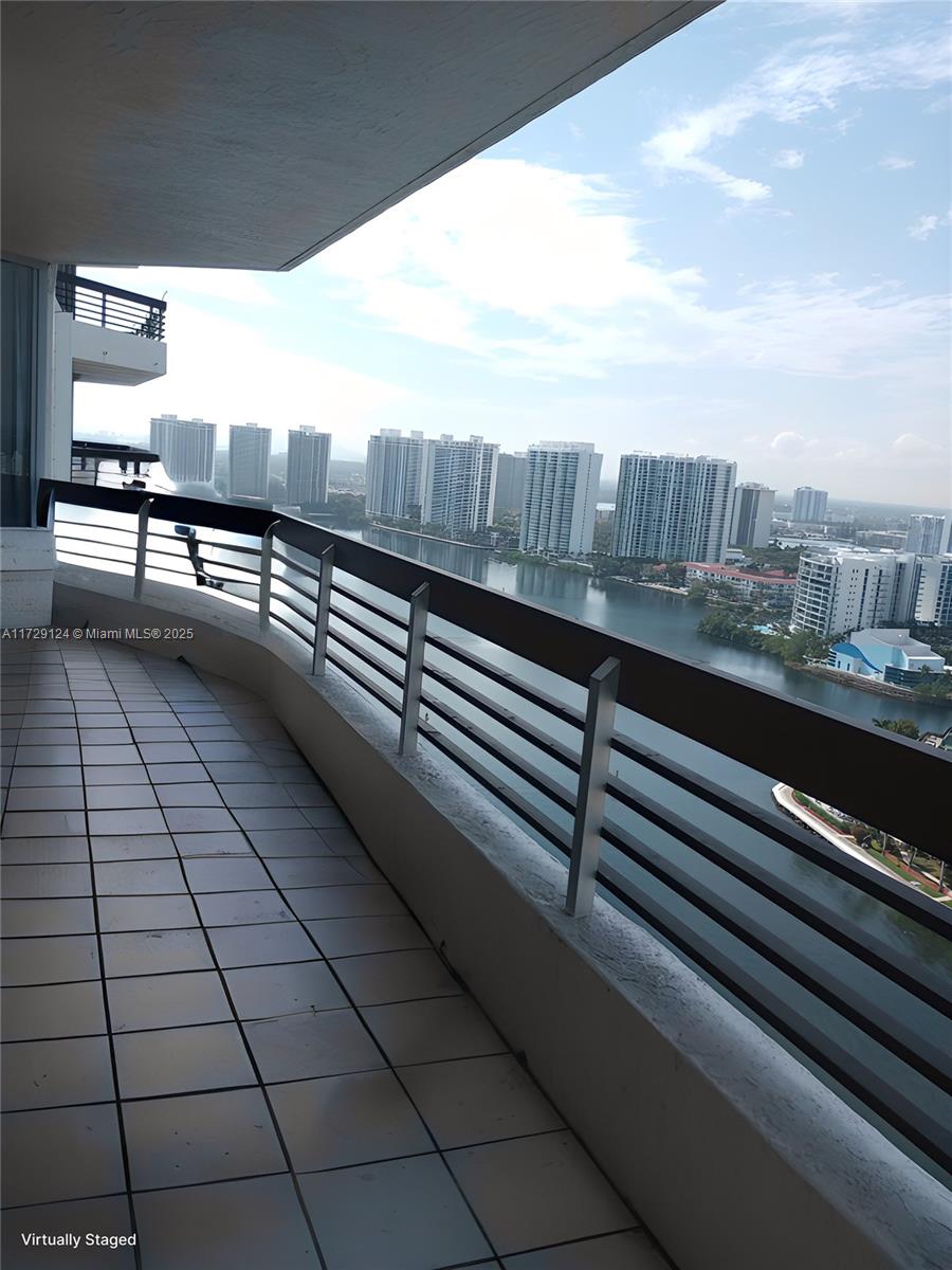 3530 Mystic Pointe Dr #2902, Aventura FL 33180